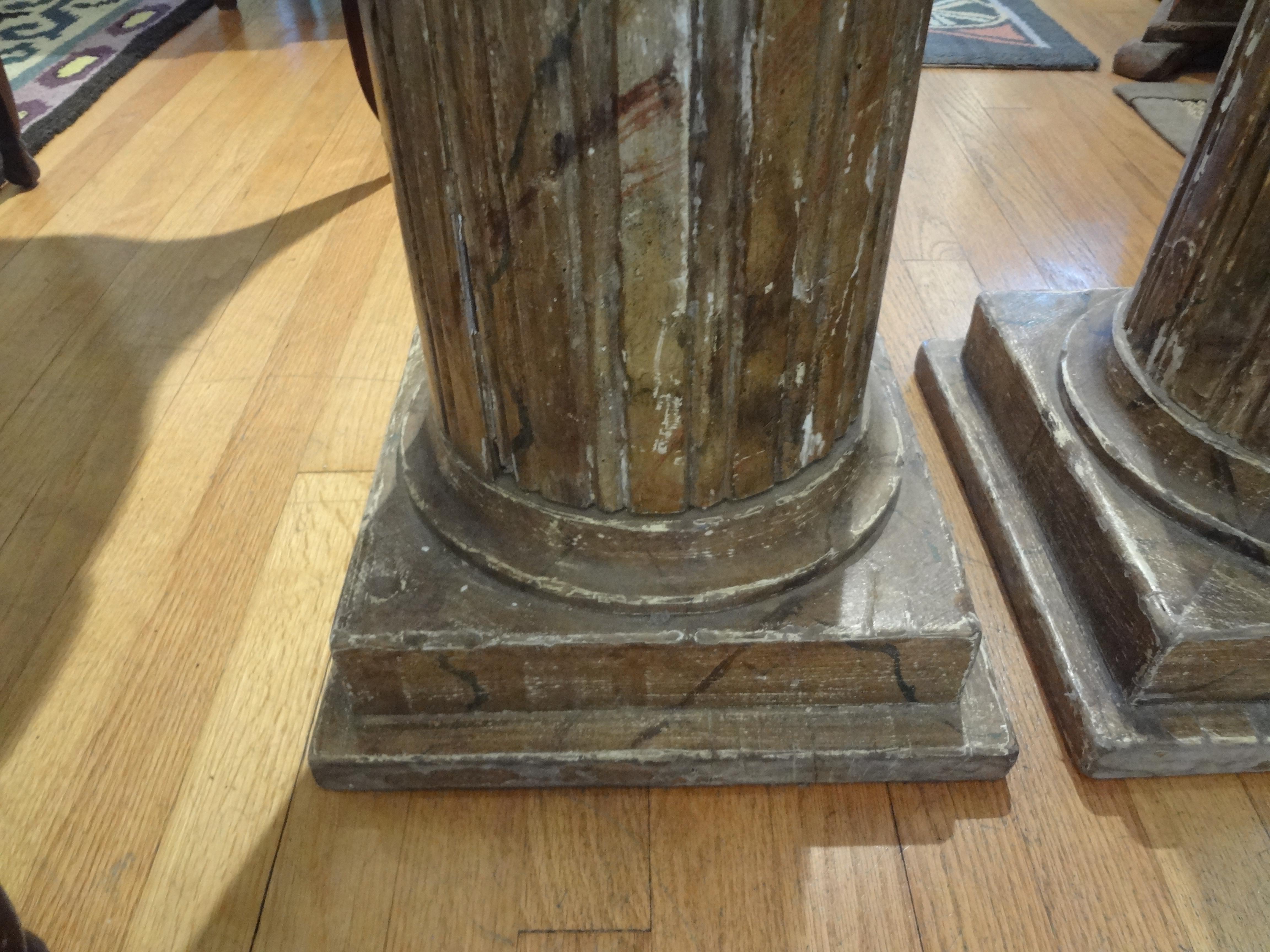 Pair of 18th Century French Louis XVI Carved Wood Column Pedestals In Good Condition For Sale In Houston, TX