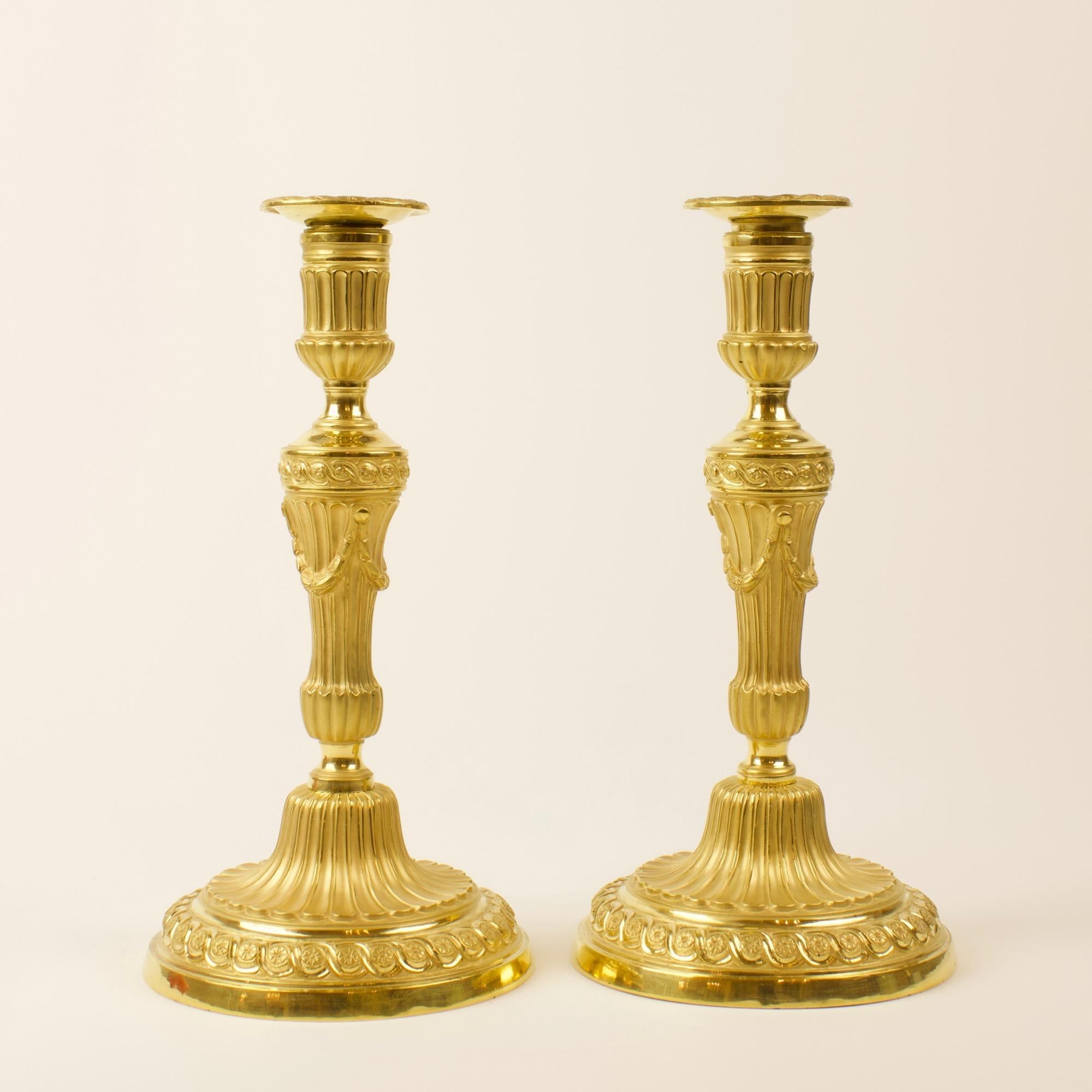 Pair of 18th Century French Louis XVI Neoclassical Gilt Bronze Candlesticks In Good Condition In Berlin, DE