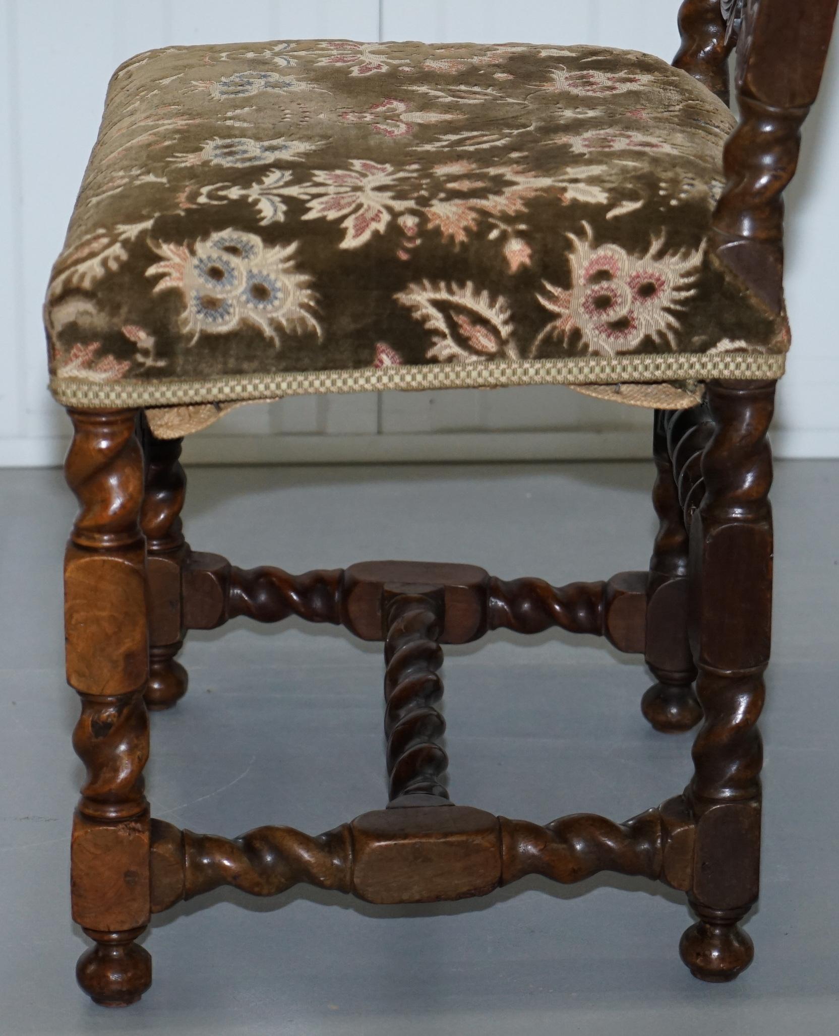 Pair of 18th Century Fruit Wood Carved Chair Cherubs Holding a Crown and Flowers For Sale 1