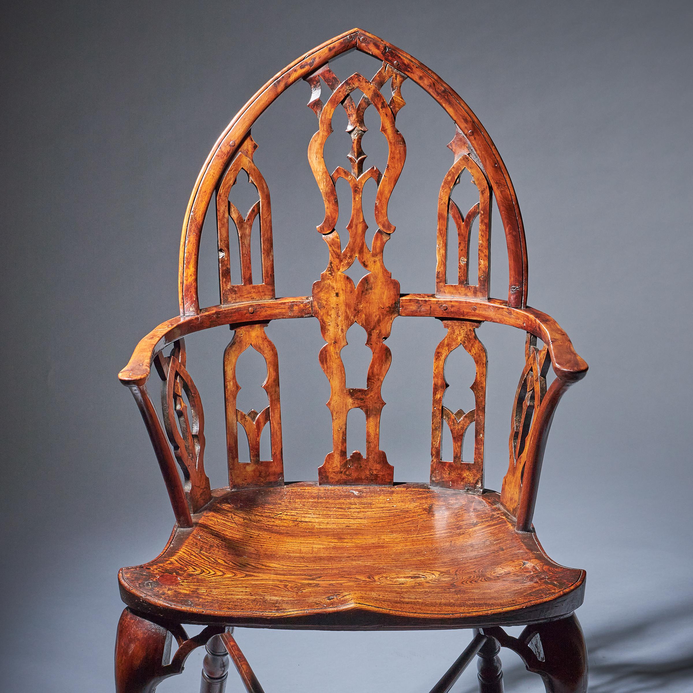 Pair of 18th Century George II Gothic Yew and Elm Windsor Armchairs, circa 1760 For Sale 3
