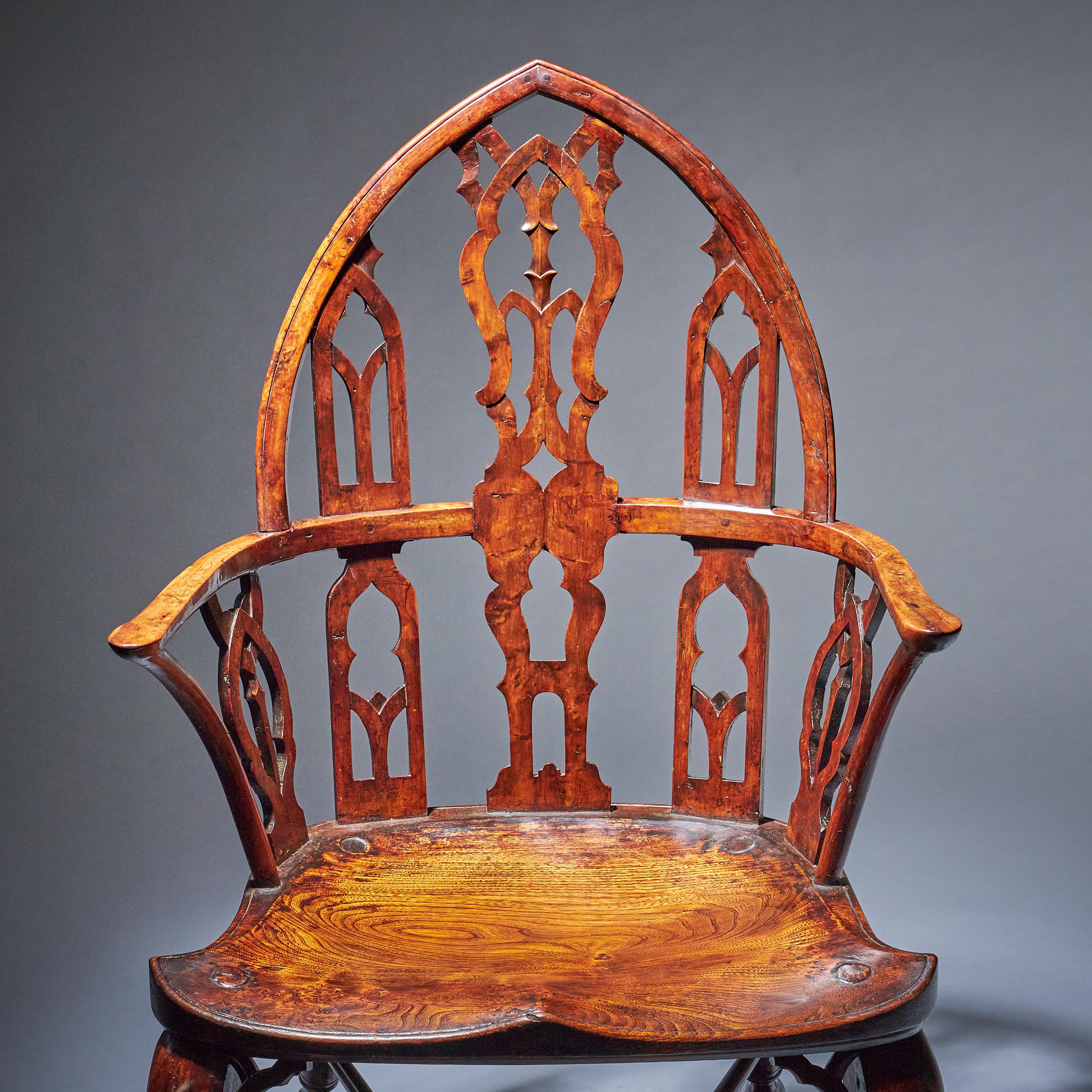 Pair of 18th Century George II Gothic Yew and Elm Windsor Armchairs, circa 1760 For Sale 4