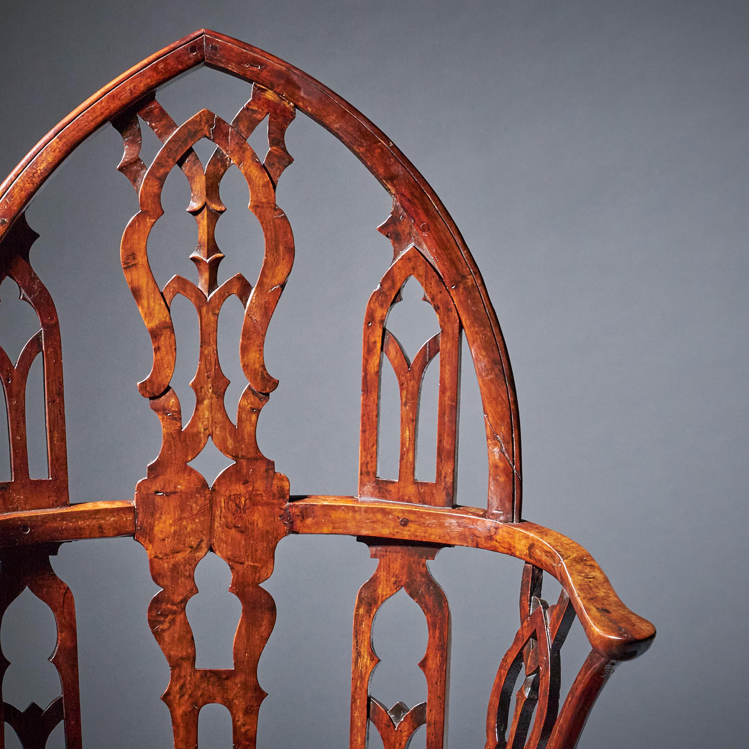 Pair of 18th Century George II Gothic Yew and Elm Windsor Armchairs, circa 1760 For Sale 5