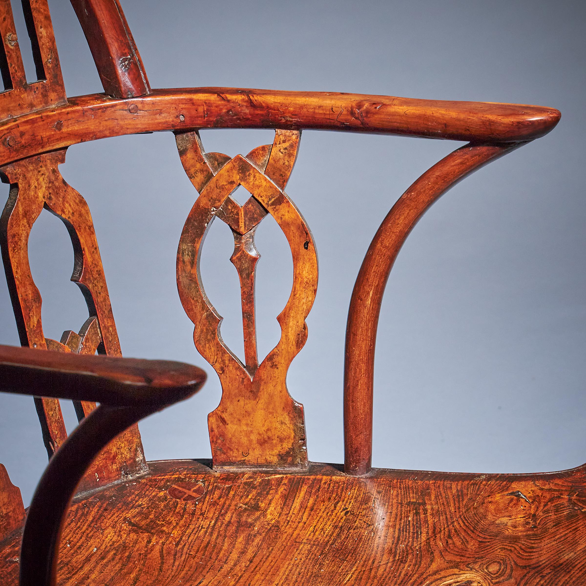 Pair of 18th Century George II Gothic Yew and Elm Windsor Armchairs, circa 1760 For Sale 7