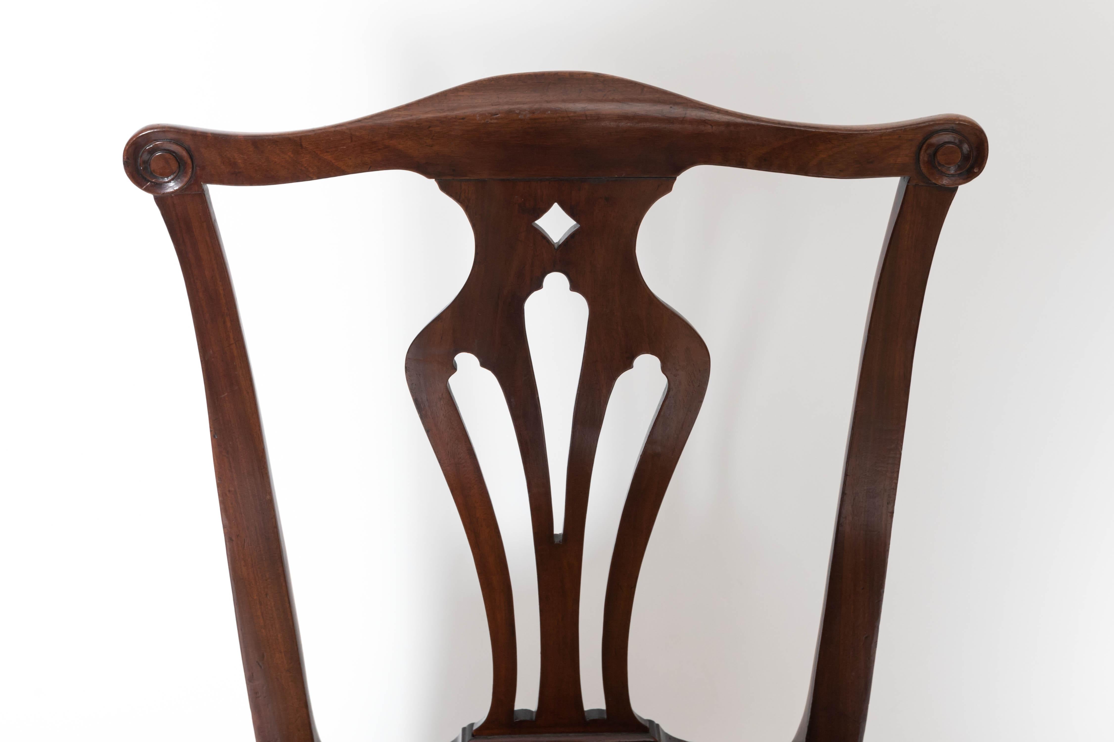 Pair of 18th Century George III Mahogany Side Chairs For Sale 2