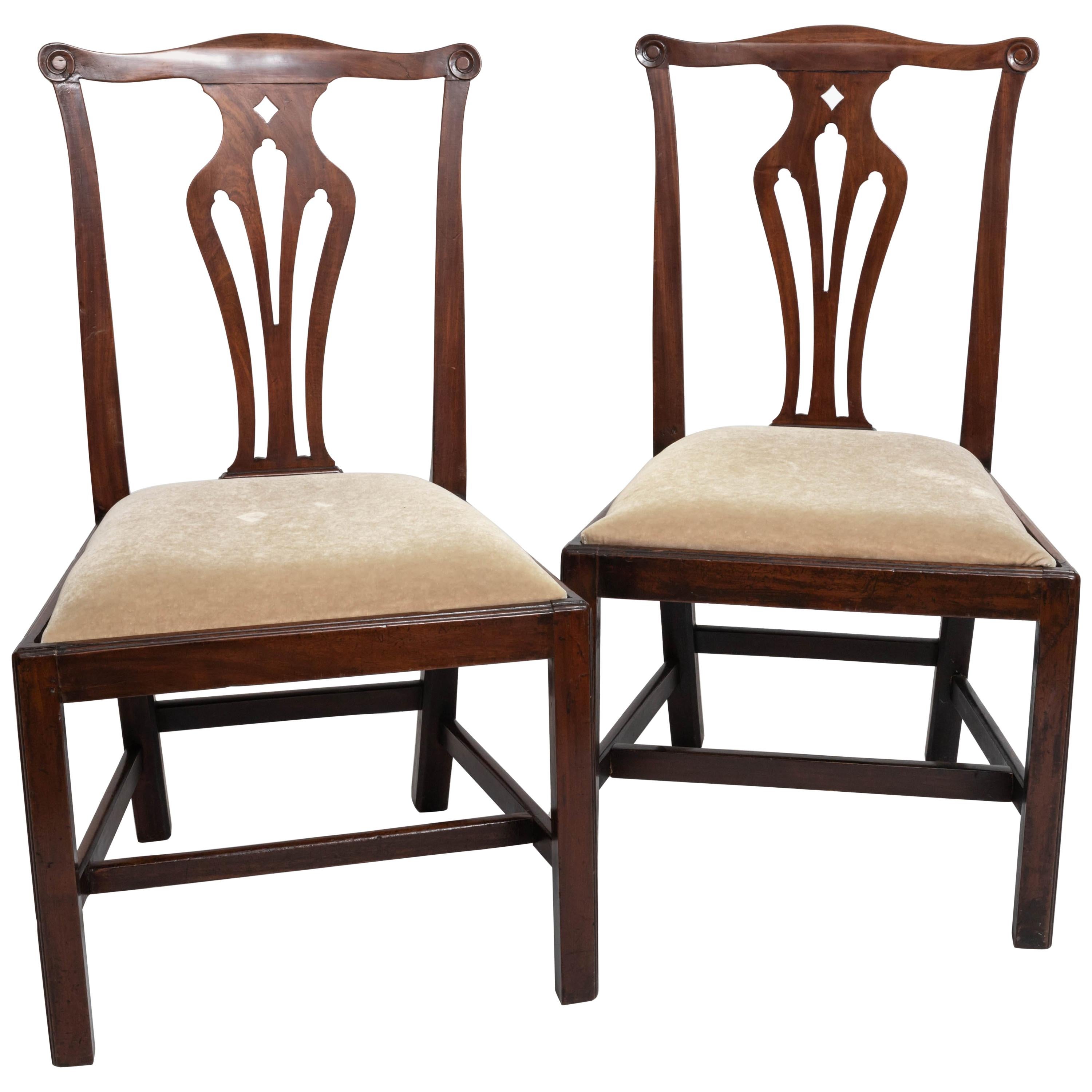 Pair of 18th Century George III Mahogany Side Chairs For Sale