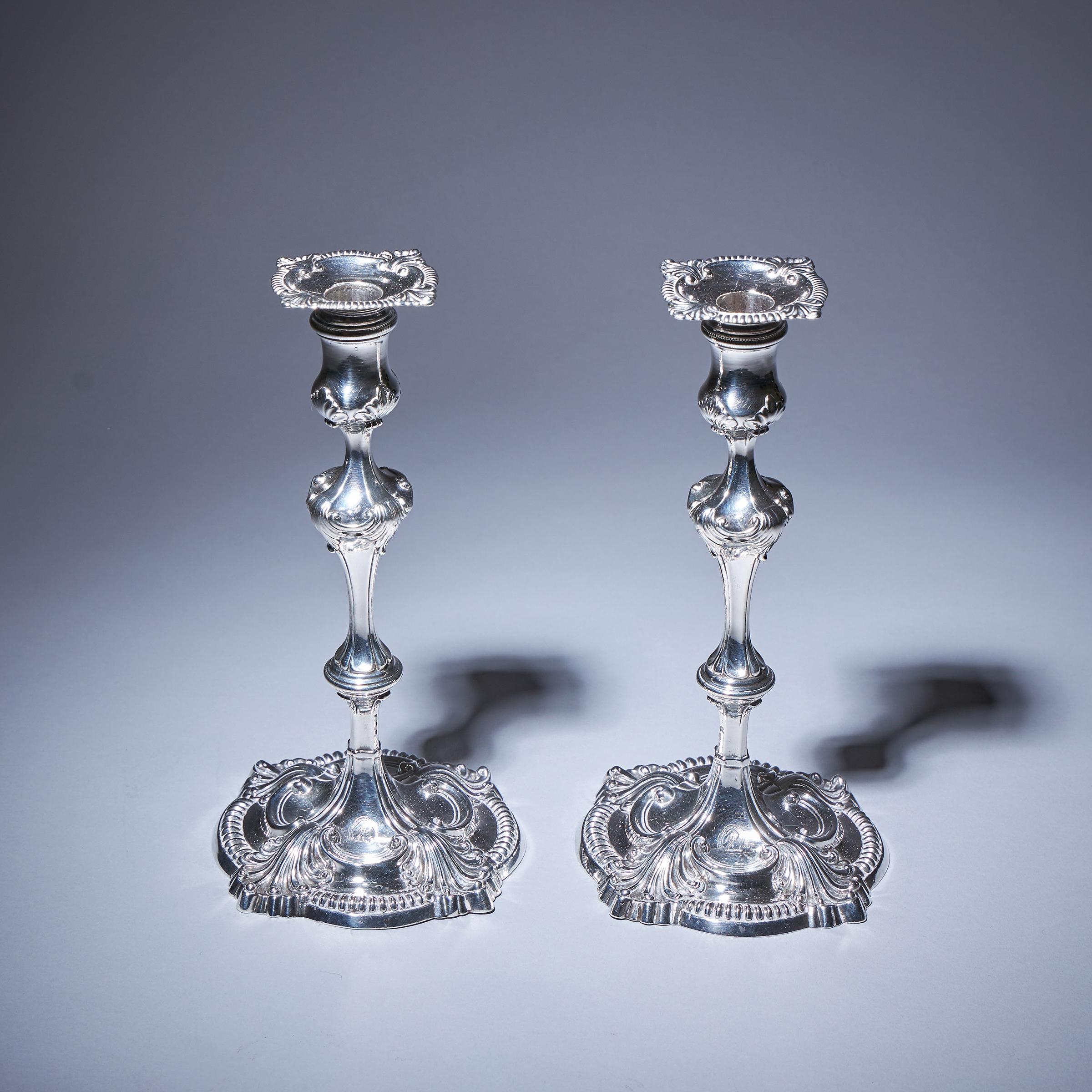 English Pair of 18th Century George III Silver Candlesticks by David Bell, London, 1762 For Sale