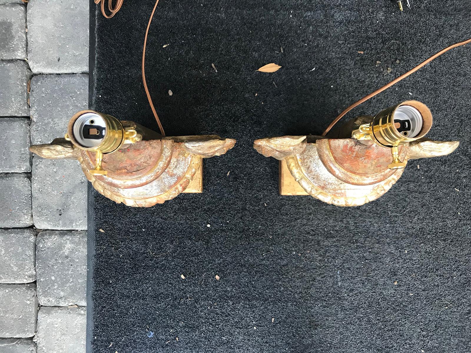 Pair of 18th Century Gilded Italian Neoclassical Urns as Lamps In Good Condition In Atlanta, GA