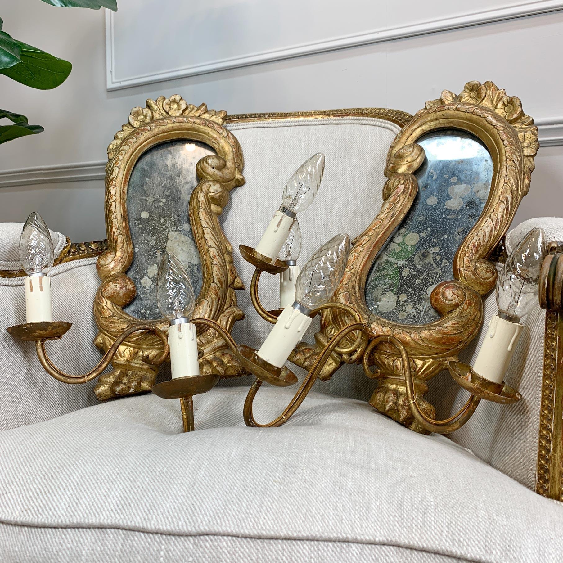 Pair of 18th Century Gilt Wood and Gesso Girandoles For Sale 3