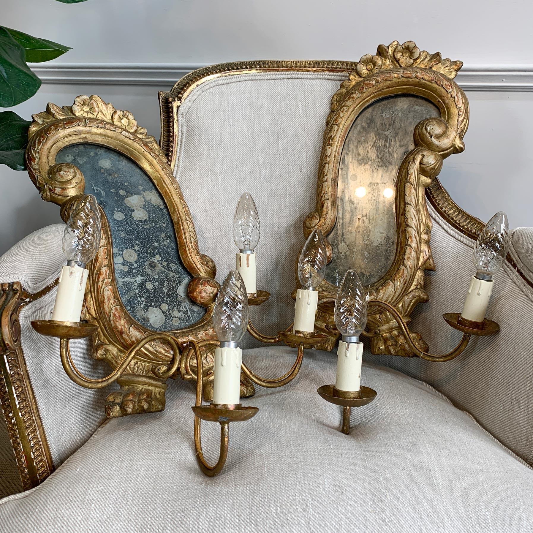 Pair of 18th Century Gilt Wood and Gesso Girandoles For Sale 5