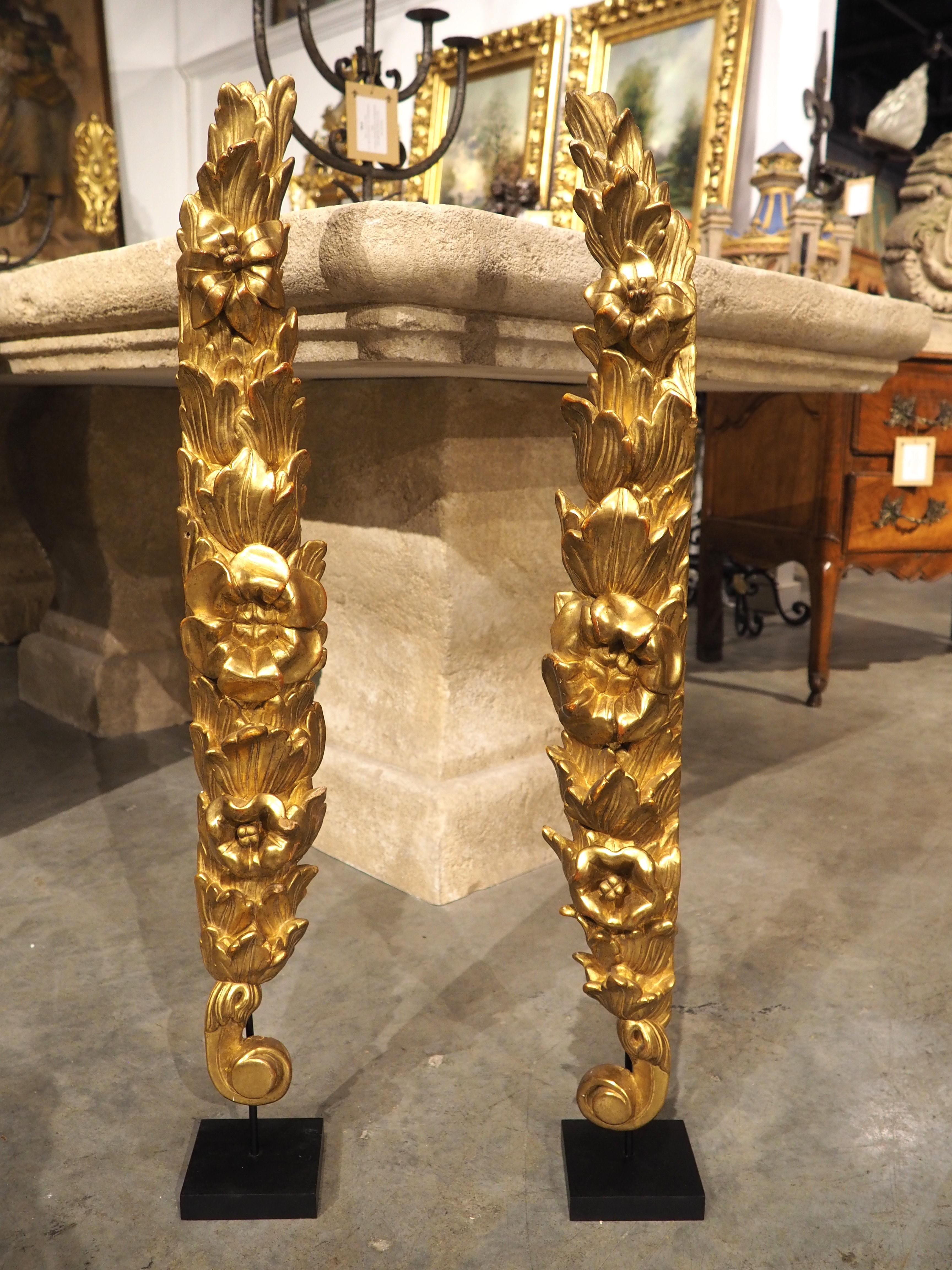 Pair of 18th Century Giltwood Altar Ornaments from Italy (34 inches tall) 5