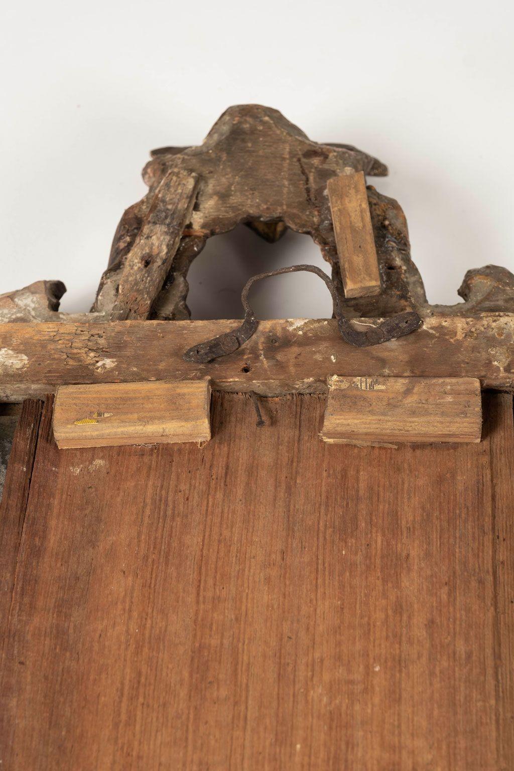 Paire d'appliques à miroir en bois doré du XVIIIe siècle en vente 4
