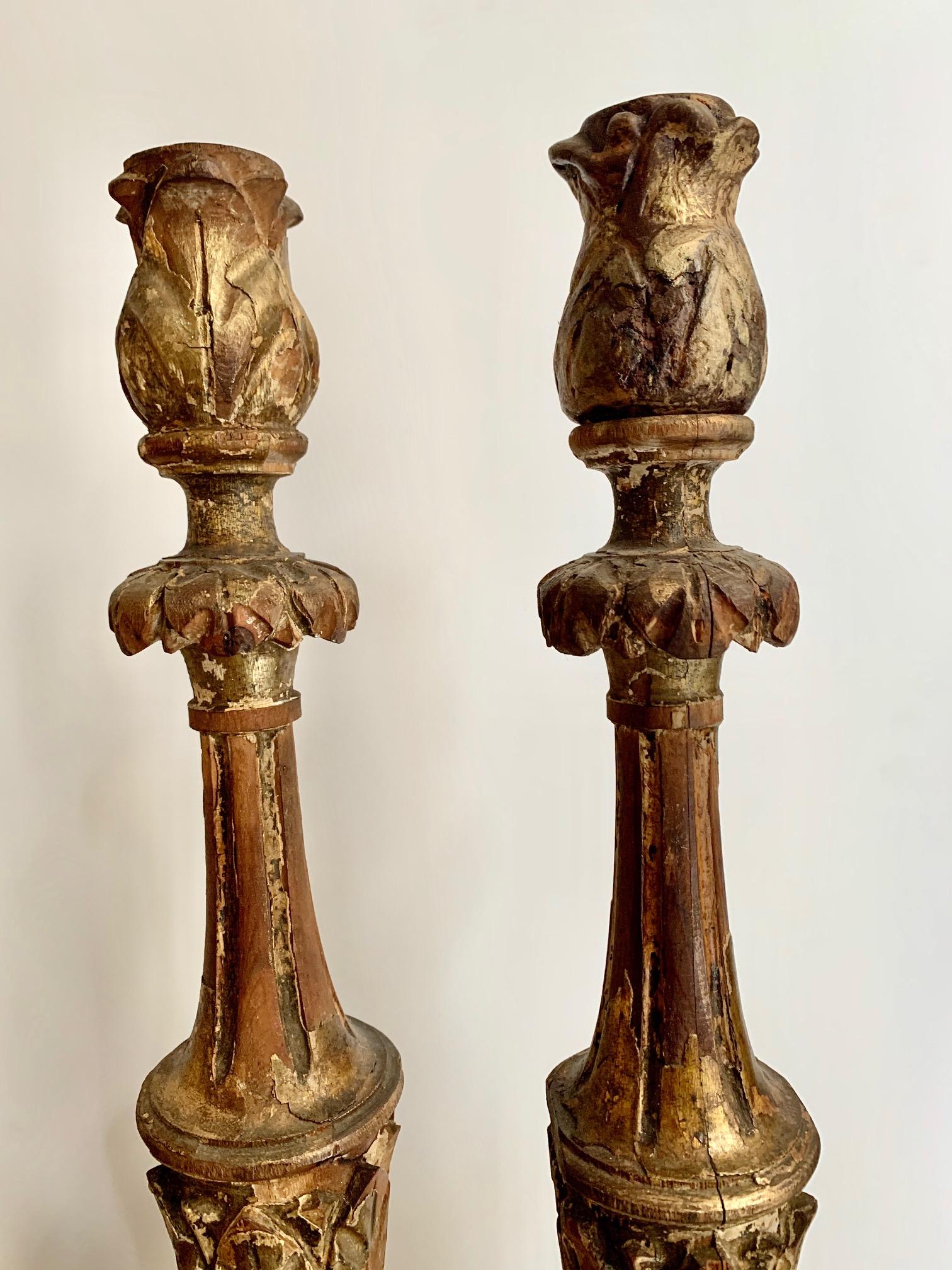 Pair of 18th Century Giltwood Portuguese Torchères For Sale 5