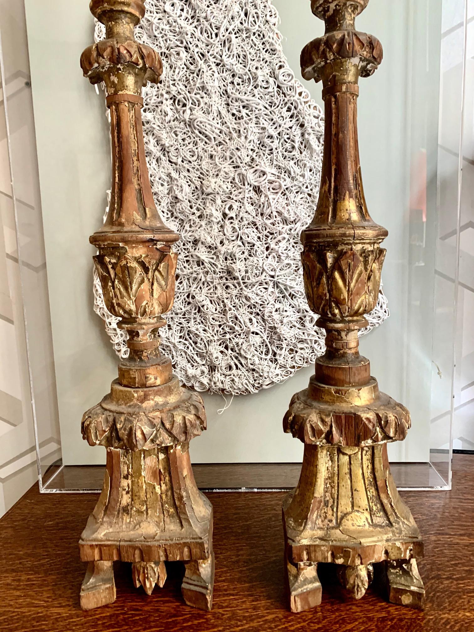 Pair of 18th Century Giltwood Portuguese Torchères For Sale 2