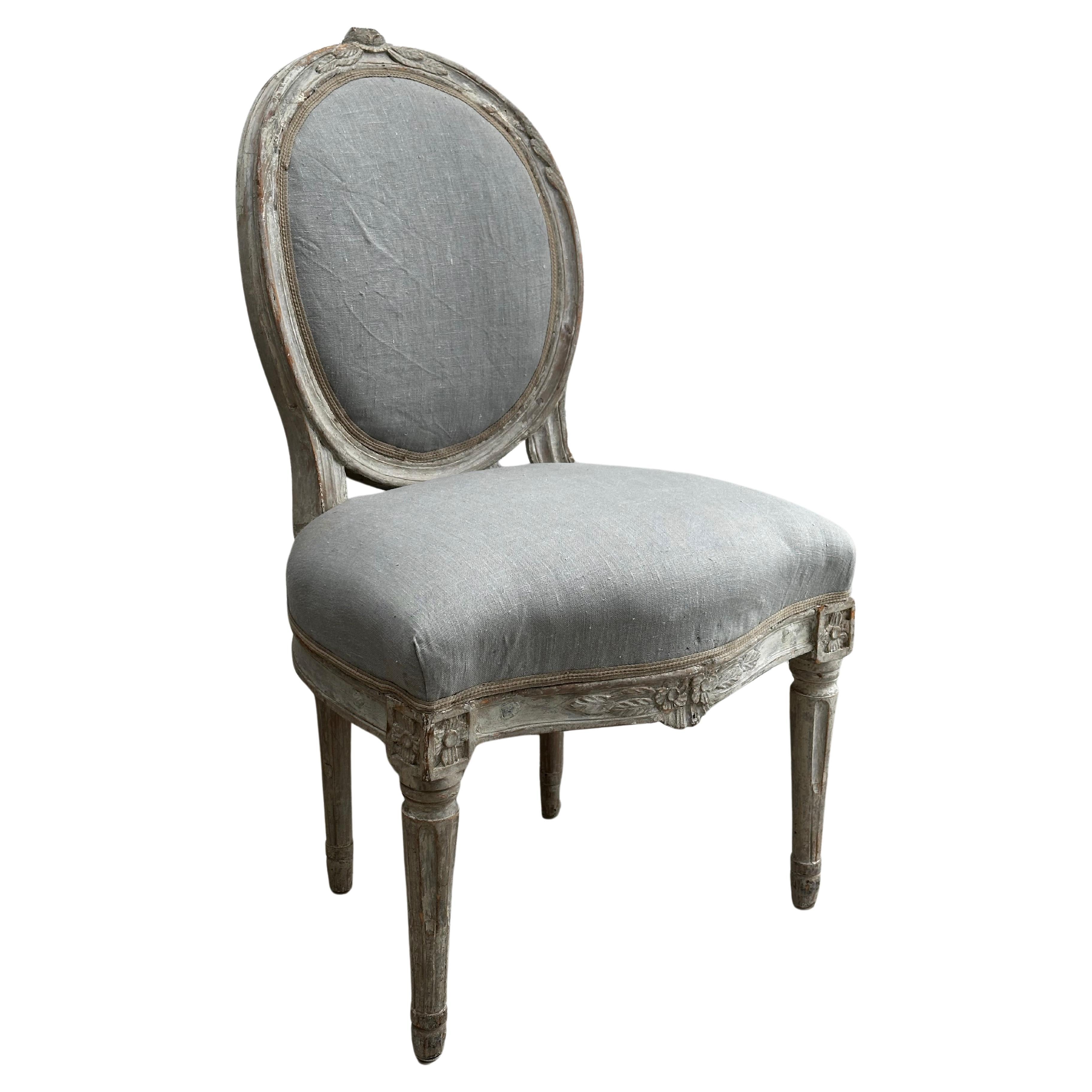 Pair of 18th Century Gustavian chairs, made in Stockholm For Sale