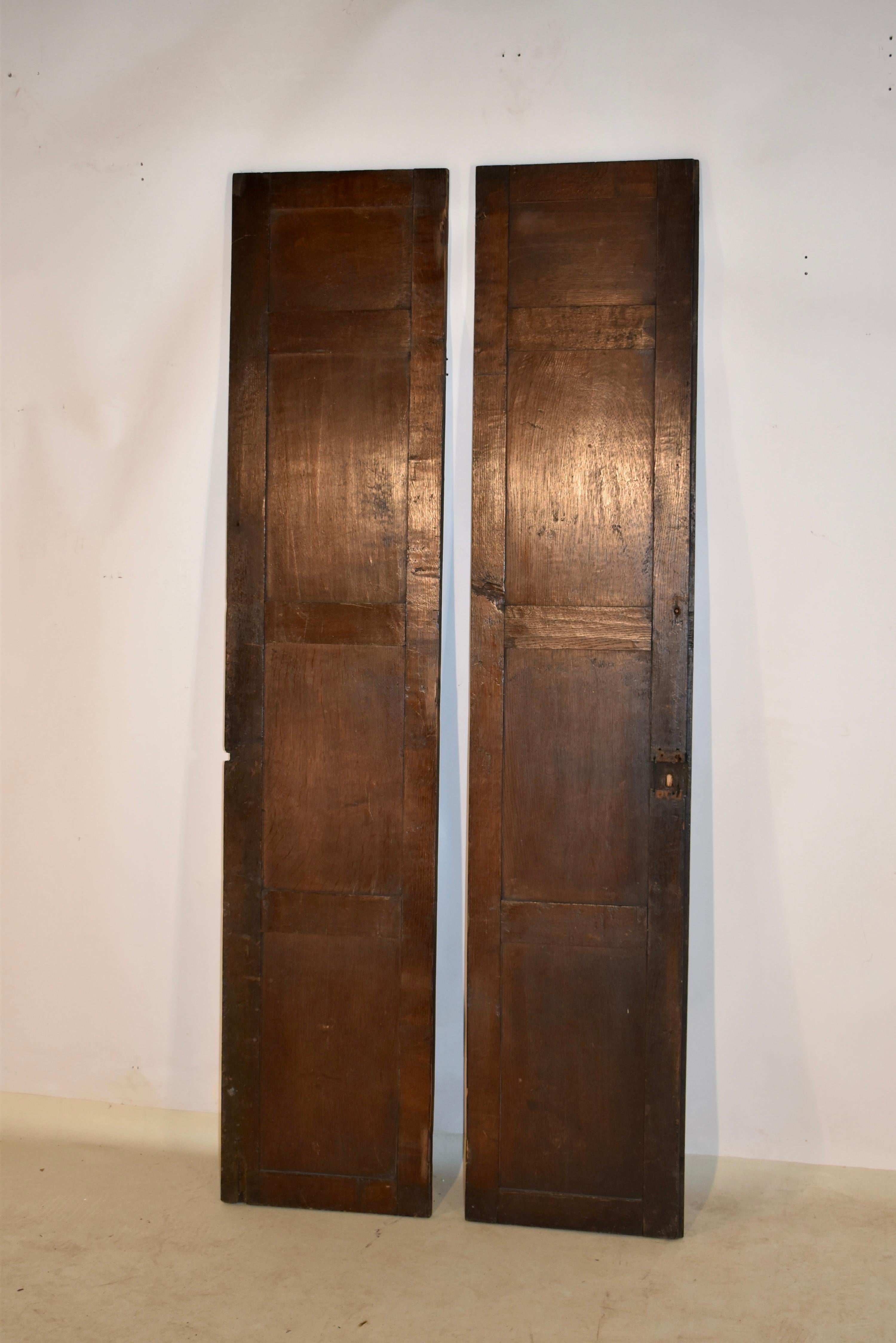 Pair of 18th Century Hand Carved Panels For Sale 2