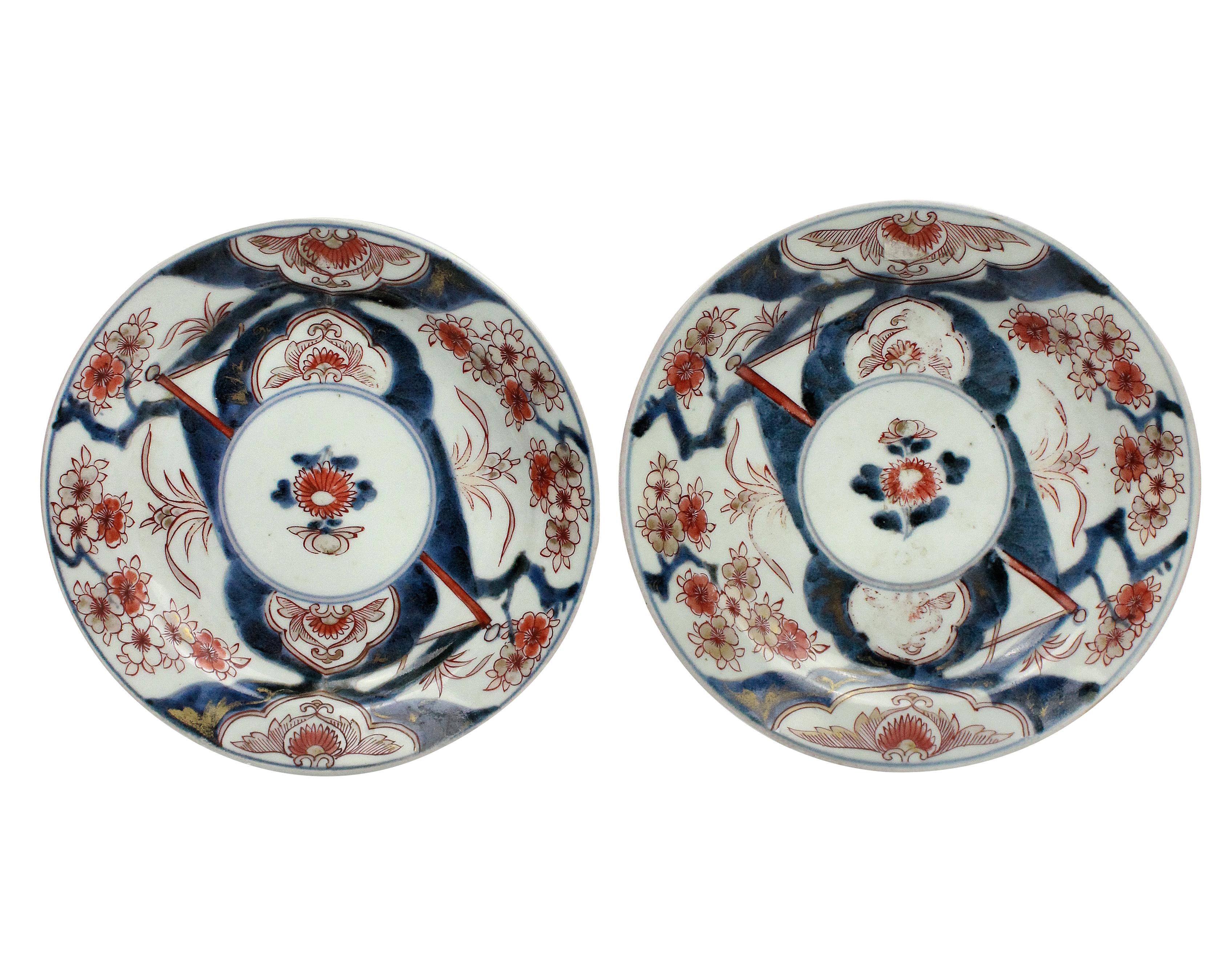 Pair of traditional Japanese Imari Edo period plates. No repairs or chips, just rubbing to the gilding and glaze.