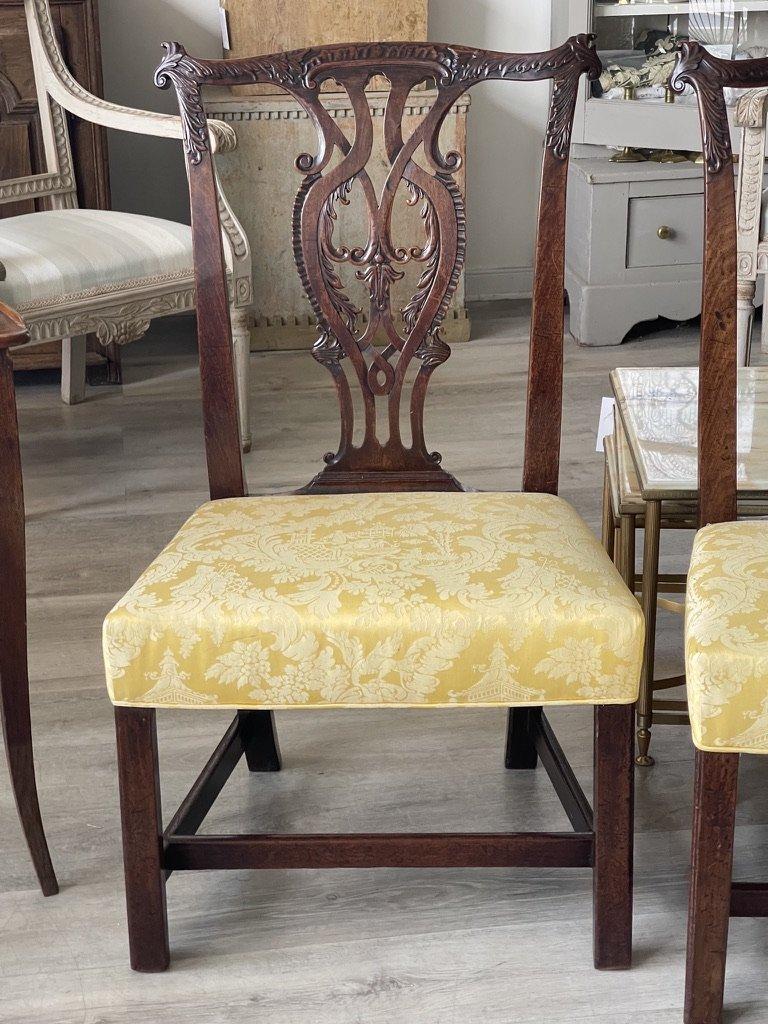 Hand-Carved Pair of 18th Century Irish Chippendale Side Chairs