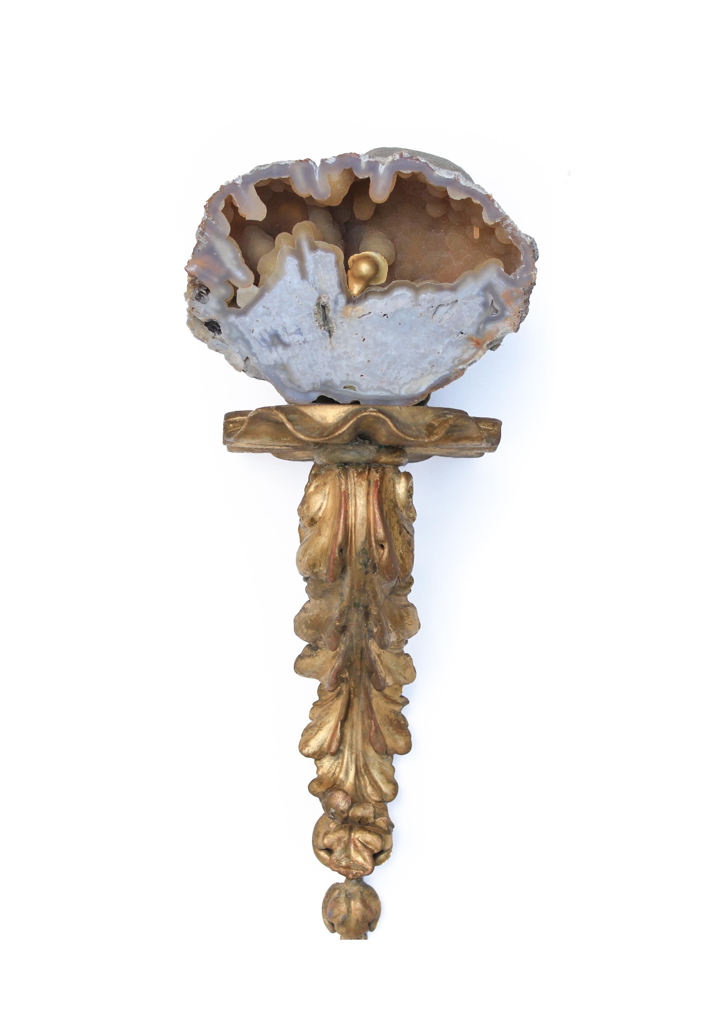 Rococo Pair of 18th Century Irish Georgian Wall Brackets with Agate Coral and Pearls For Sale