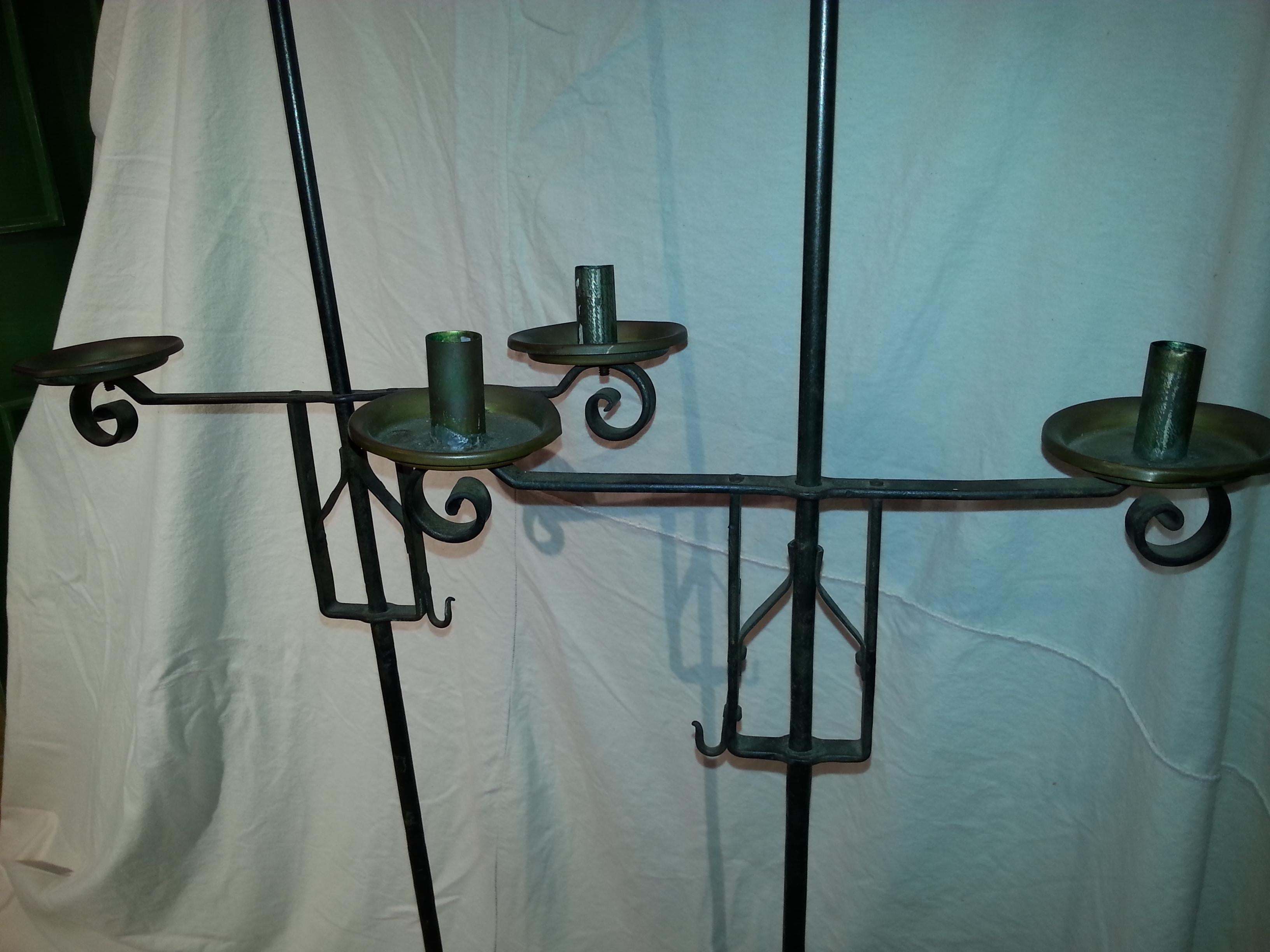 Pair of 18th Century Iron Candle Stands In Good Condition In Nantucket, MA