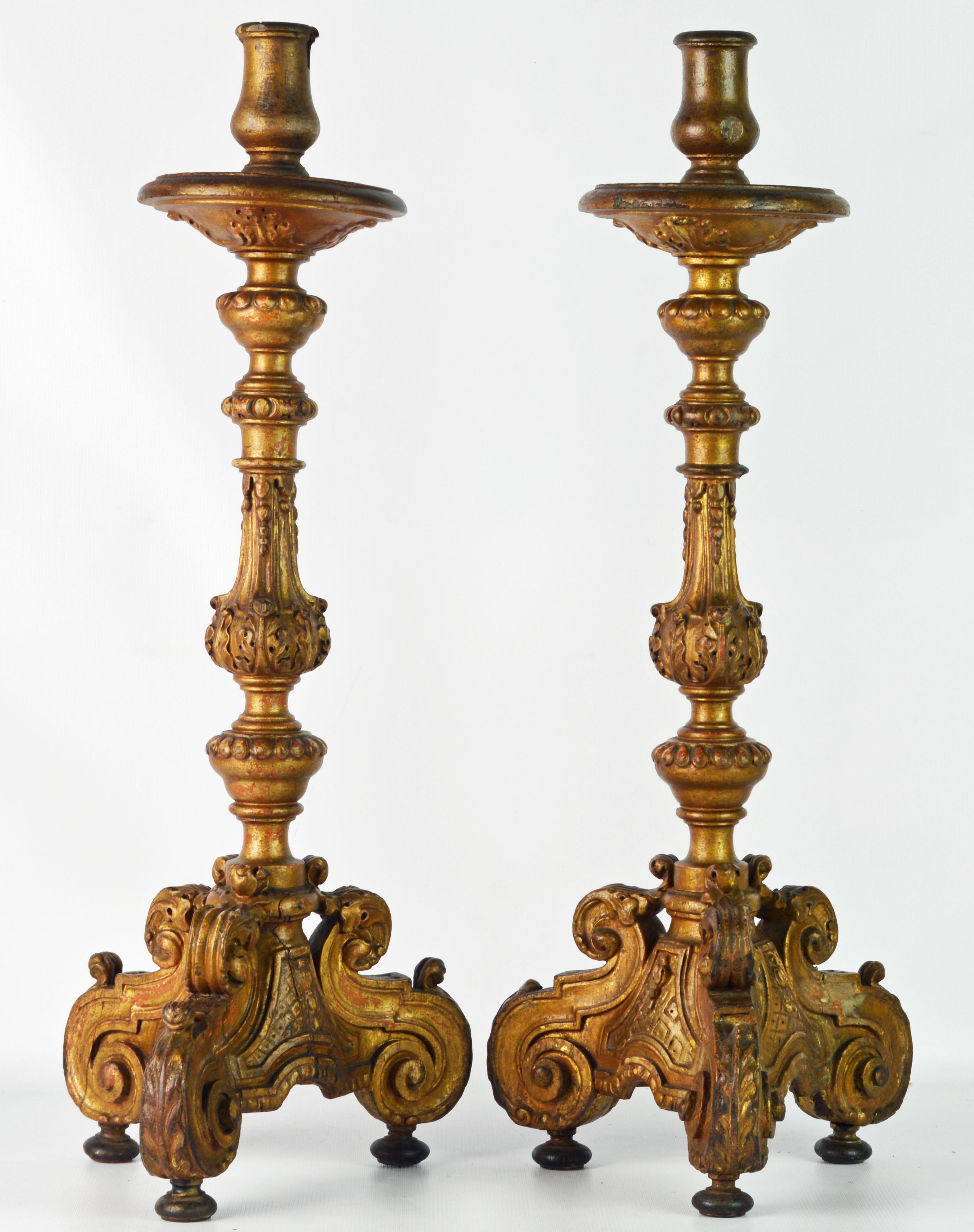 Pair of 18th Century Italian Baroque Carved Giltwood Altar Prickets In Good Condition In Ft. Lauderdale, FL