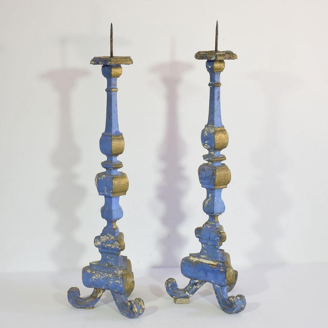 18th Century and Earlier Pair of 18th Century Italian Baroque Carved Wooden Candleholders For Sale
