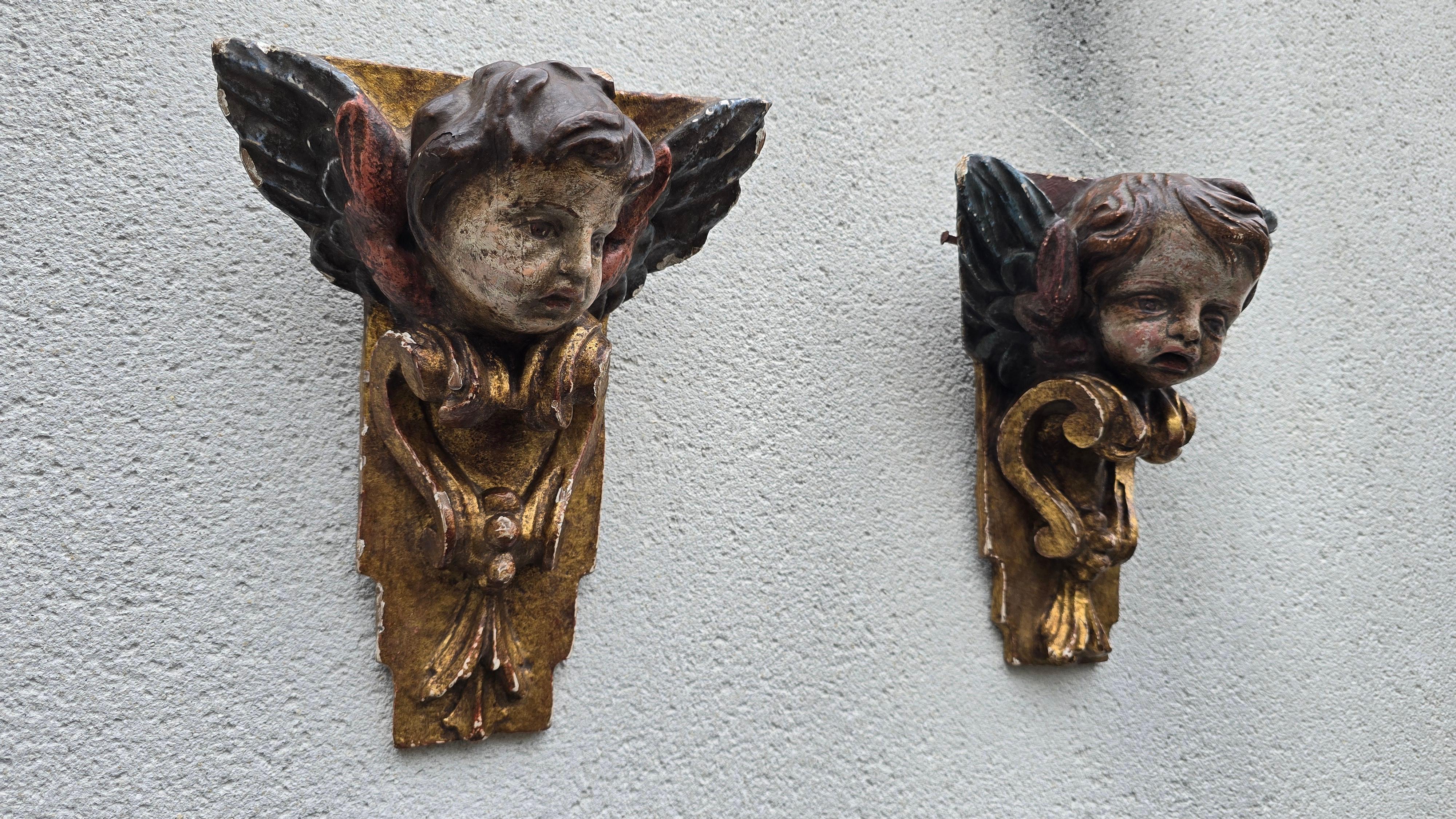 Pair of 18th Century Italian Baroque Cherub Corner Carvings, c. 1750–1780 im Angebot 7