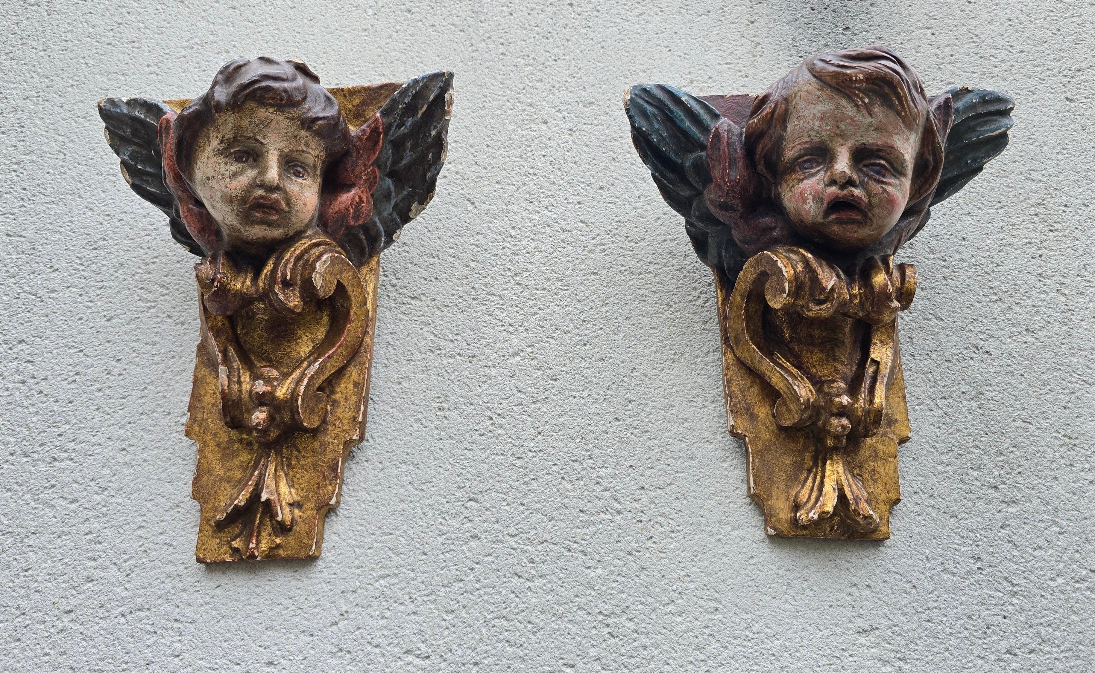 Pair of 18th Century Italian Baroque Cherub Corner Carvings, c. 1750–1780 im Angebot 8