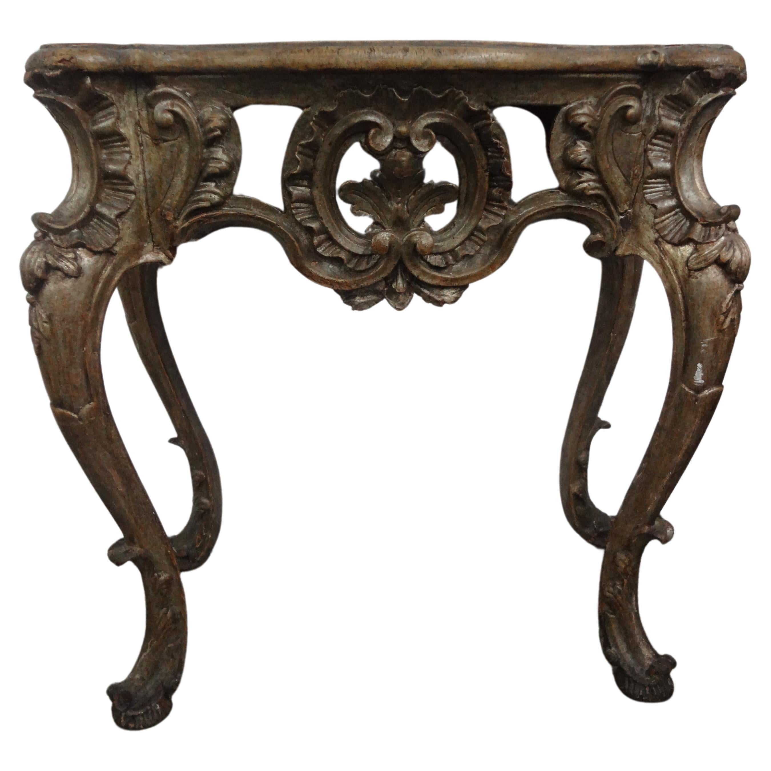Pair Of 18th Century Italian Baroque Giltwood Console Tables For Sale 8