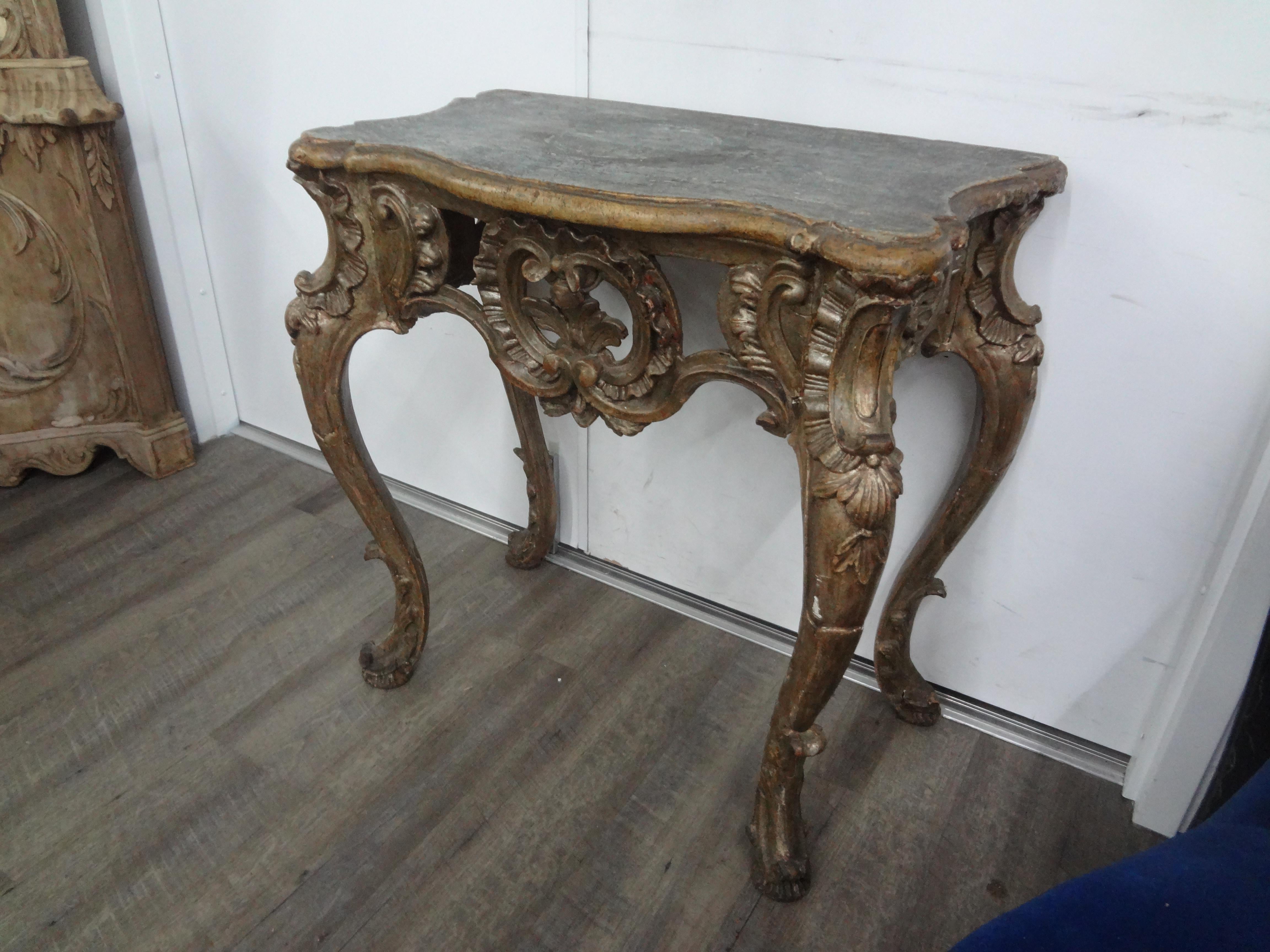 Pair Of 18th Century Italian Baroque Giltwood Console Tables For Sale 4