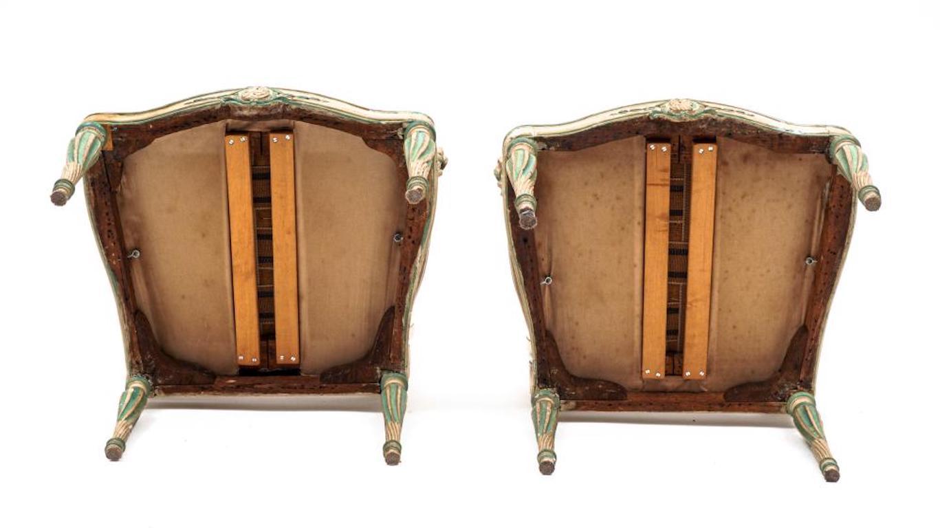 Pair of 18th Century Italian Carved and Painted Neoclassical Armchairs For Sale 4