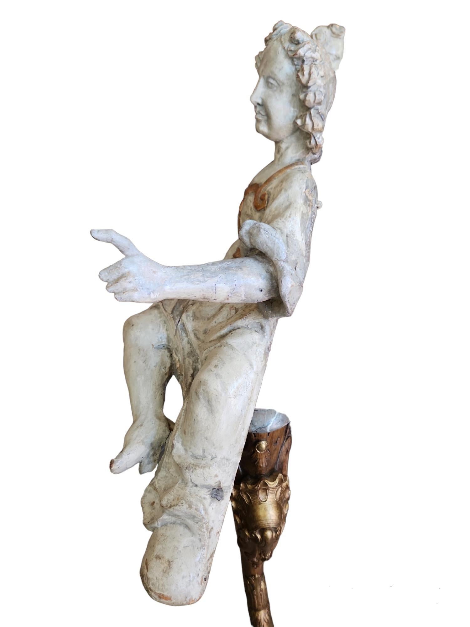 Pair of 18th Century Italian Carved Figures For Sale 1