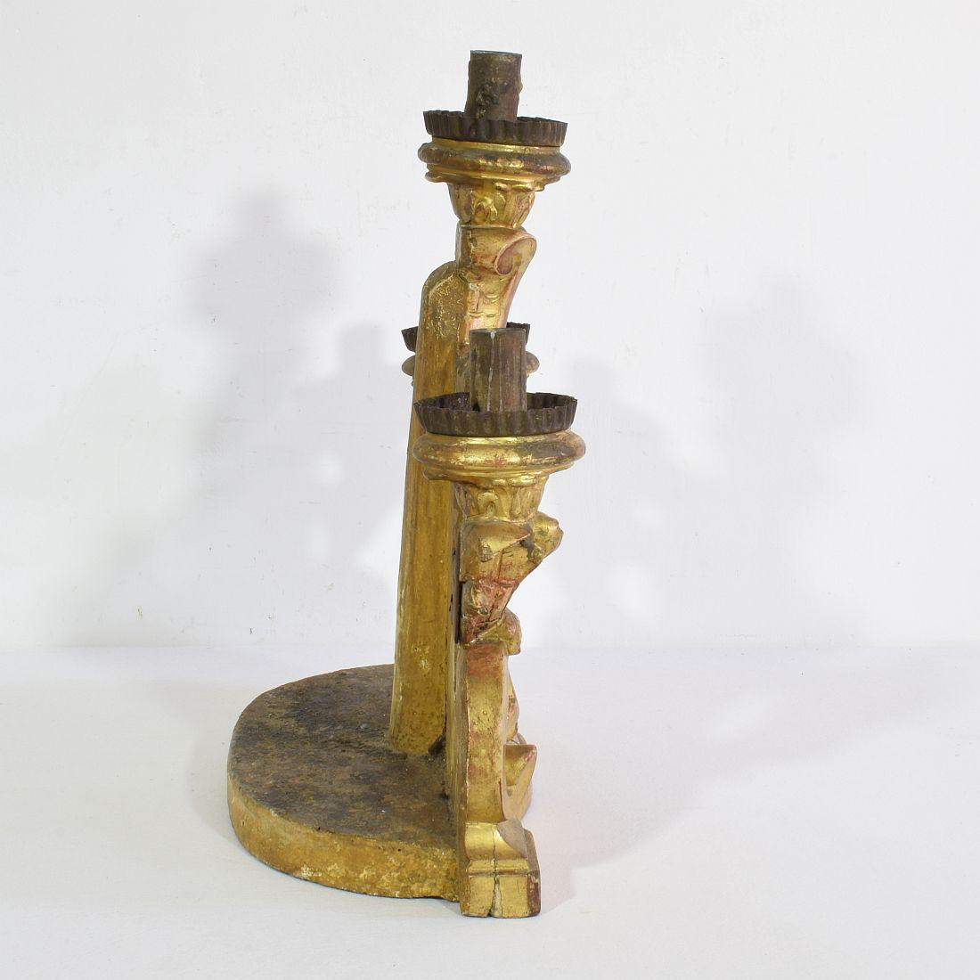 Pair of 18th Century Italian Carved Giltwood Baroque Candleholders For Sale 7
