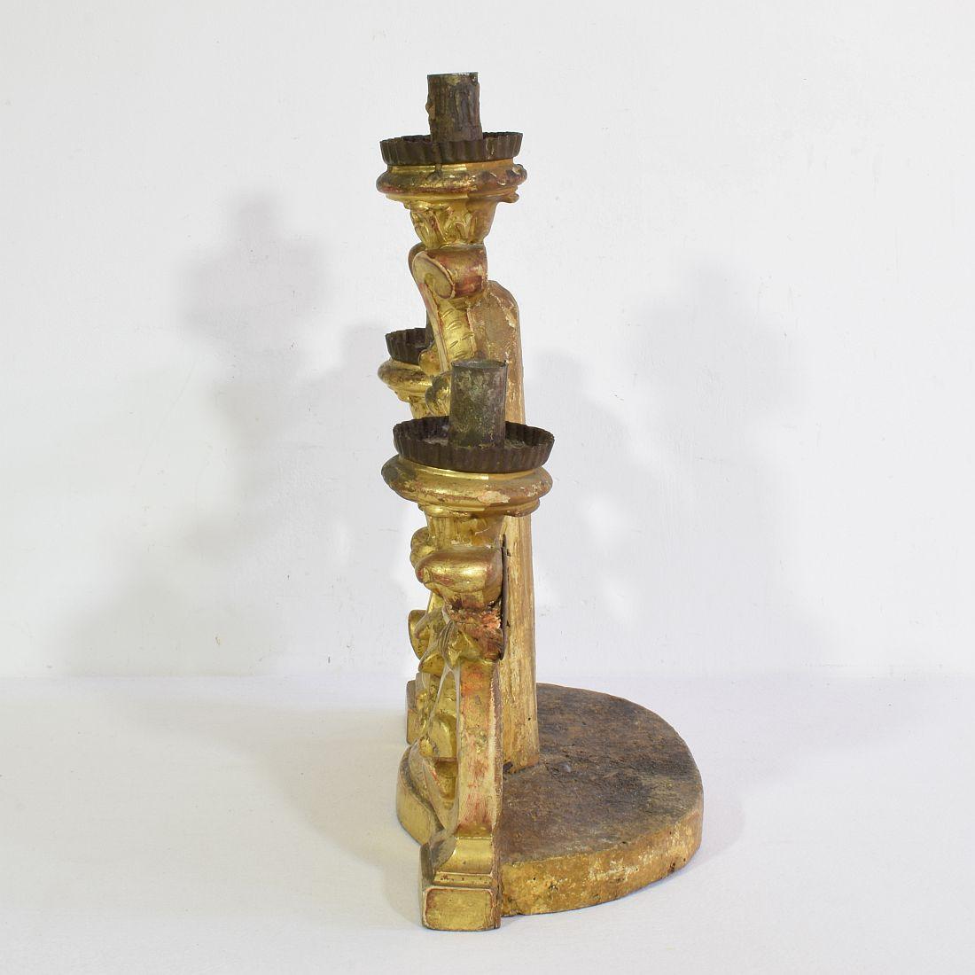 Pair of 18th Century Italian Carved Giltwood Baroque Candleholders For Sale 9