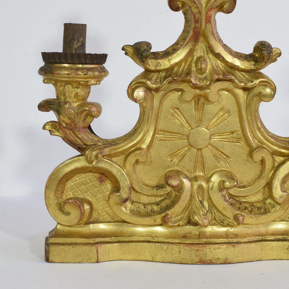 Pair of 18th Century Italian Carved Giltwood Baroque Candleholders For Sale 10