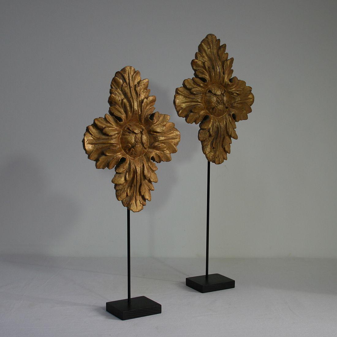 Neoclassical Pair of 18th Century Italian Carved Giltwood Classical Ornaments