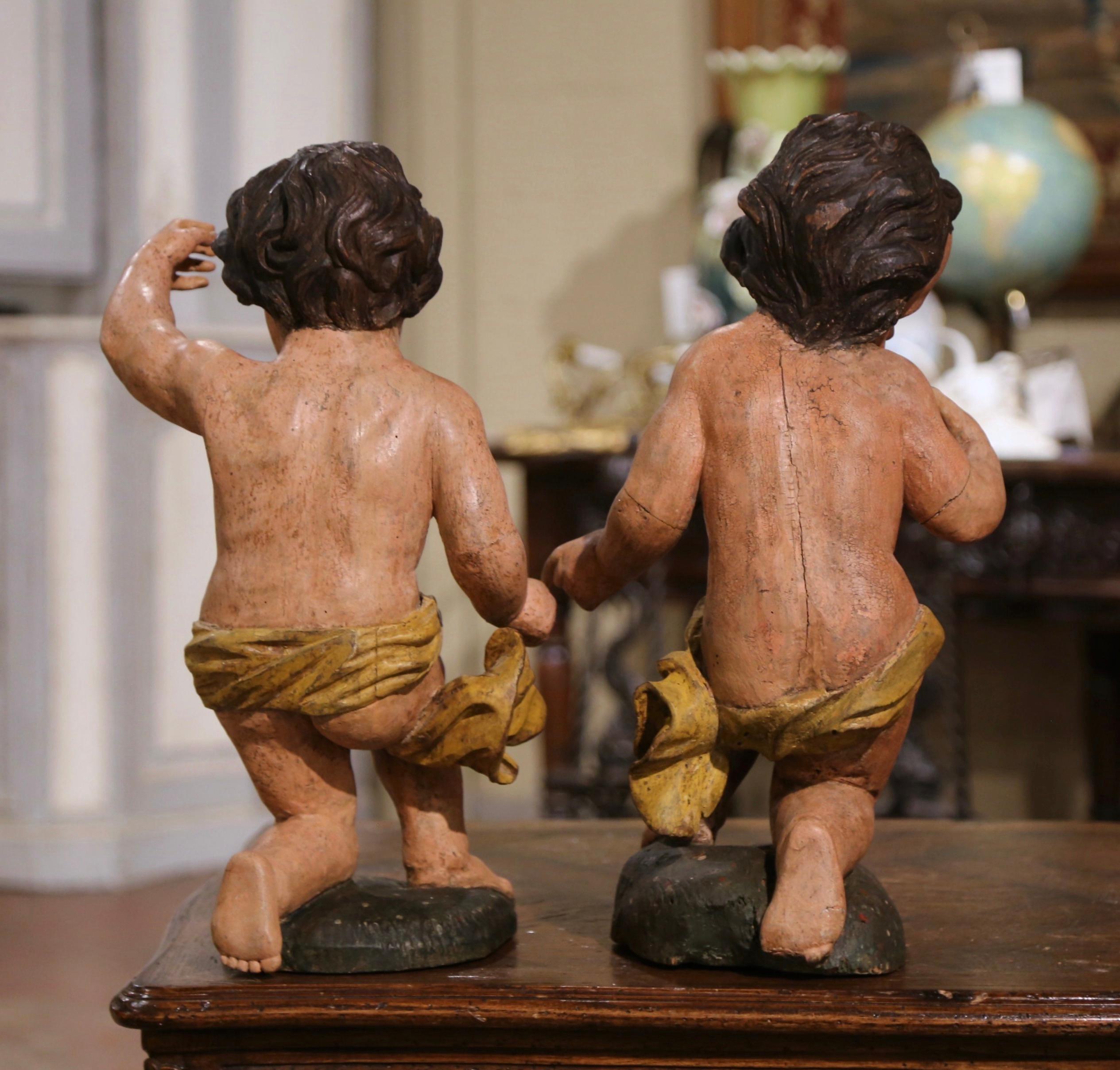 Pair of 18th Century Italian Carved Giltwood Polychrome Cherub Sculptures For Sale 5