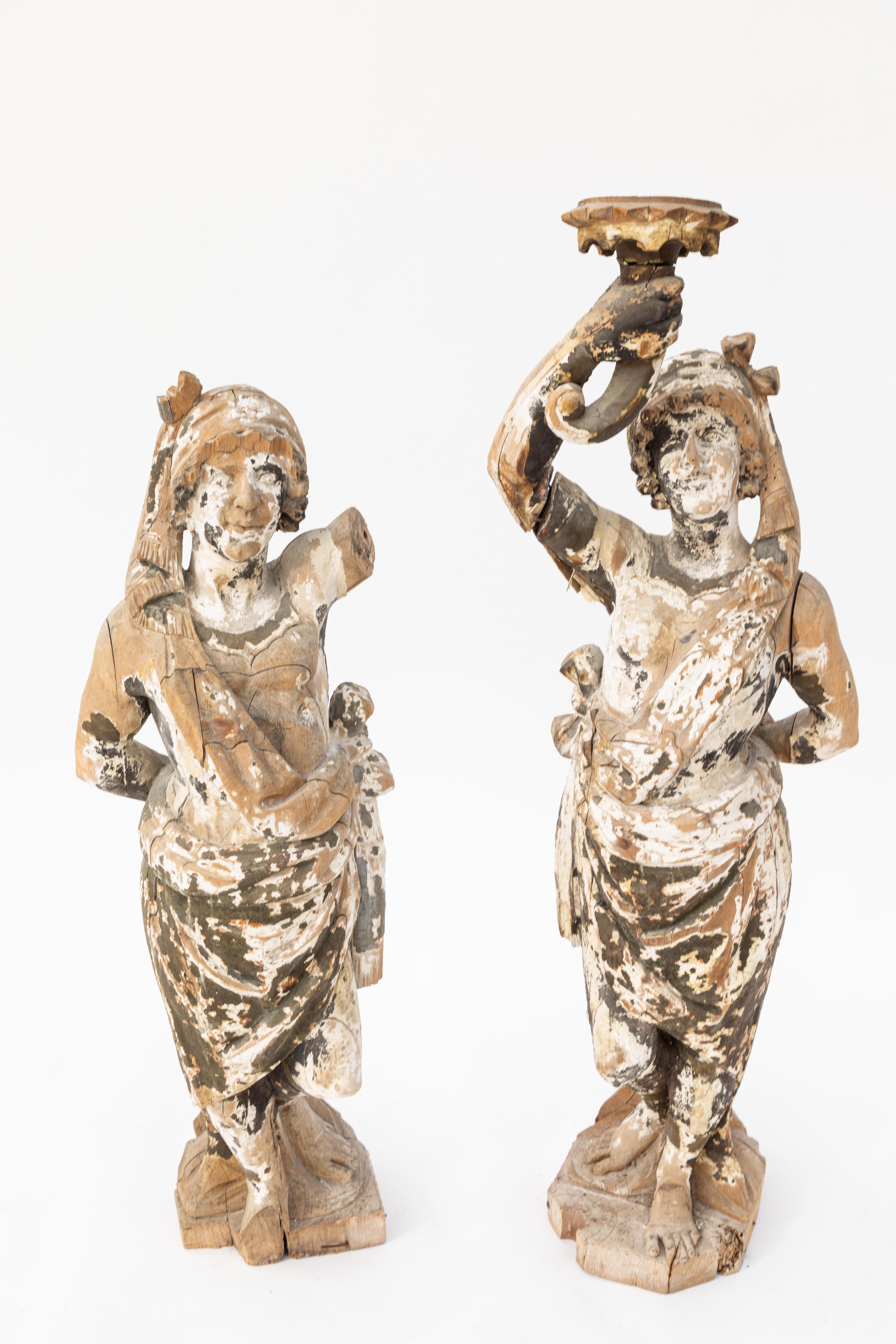 18th Century and Earlier Pair of 18th Century Italian Carved Wood Figures For Sale