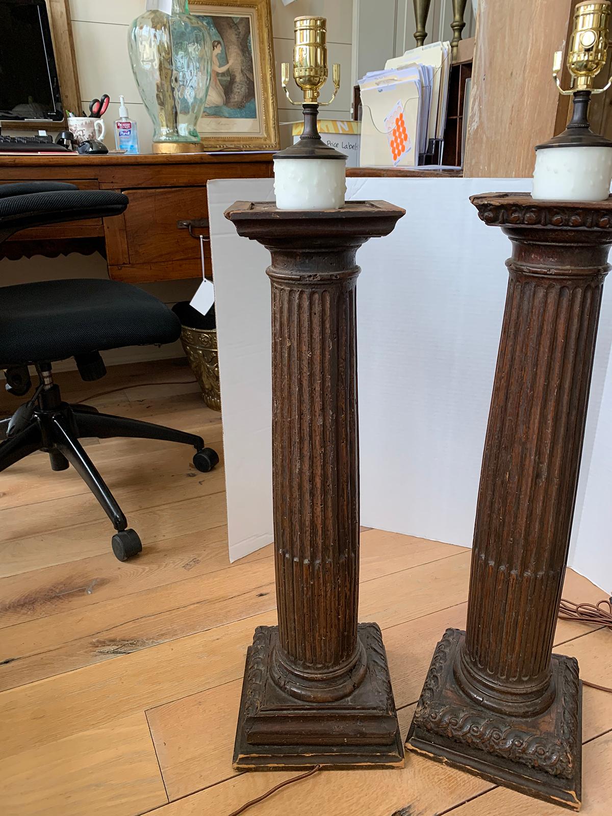Pair of 18th Century Italian Carved Wooden Columns as Lamps 9