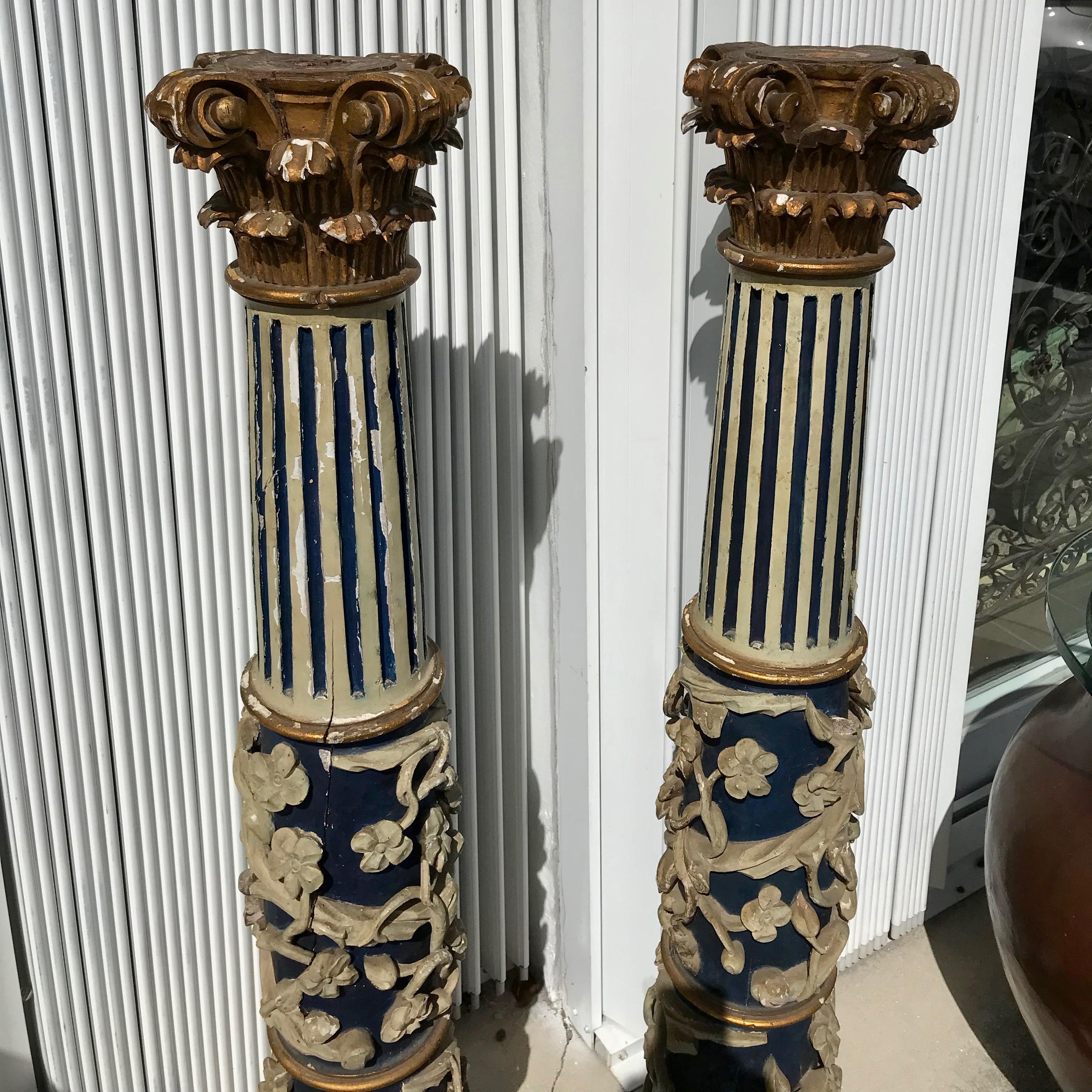 Paire de colonnes italiennes du 18ème siècle en vente 1