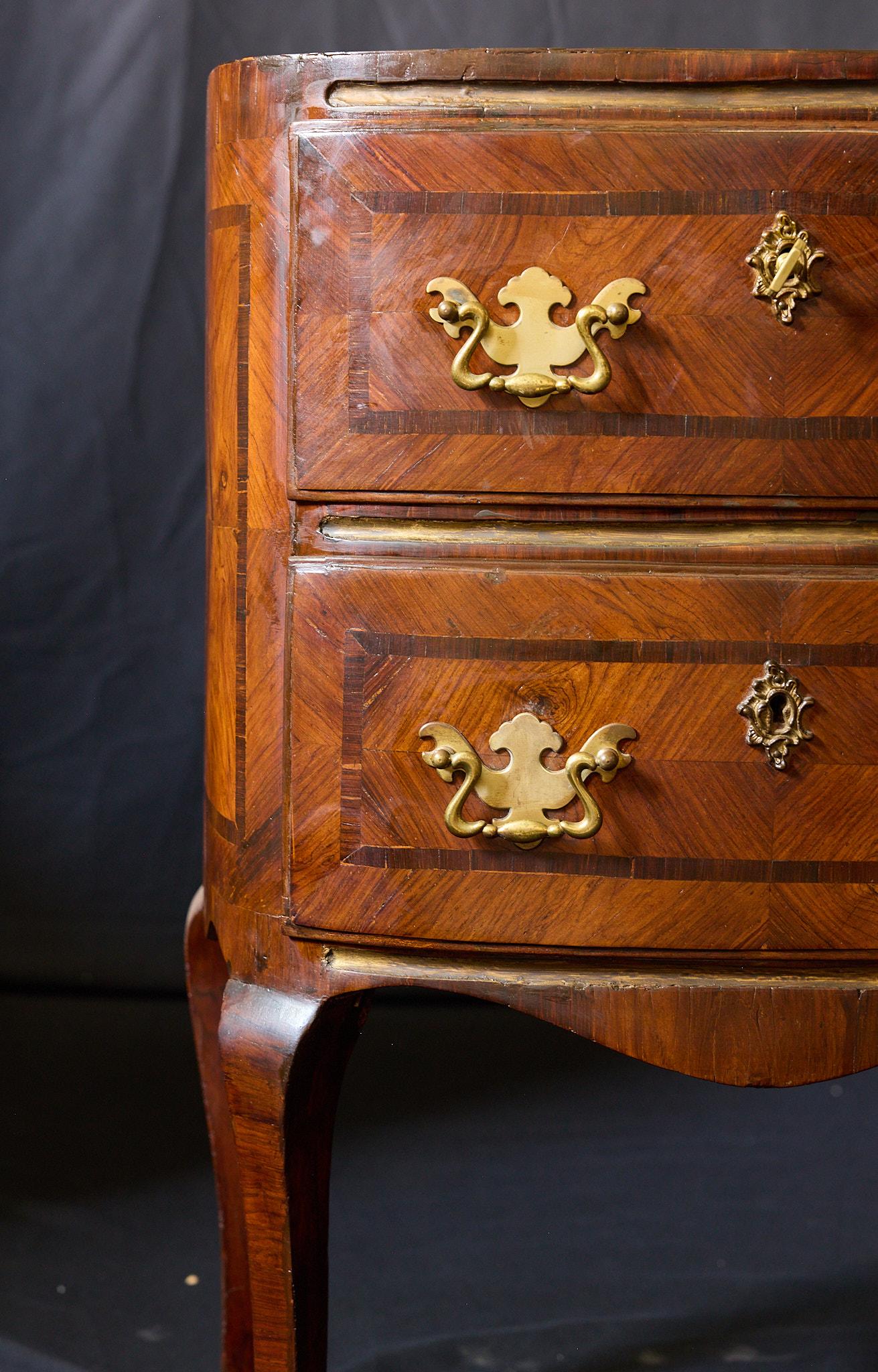 Pair of 18th Century Italian Commodinis with Marble Tops, Sicilian, Circa 1780 For Sale 10