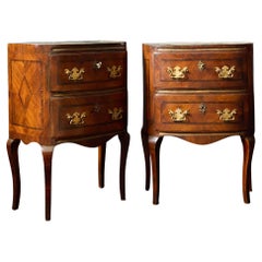 Commodes and Chests of Drawers
