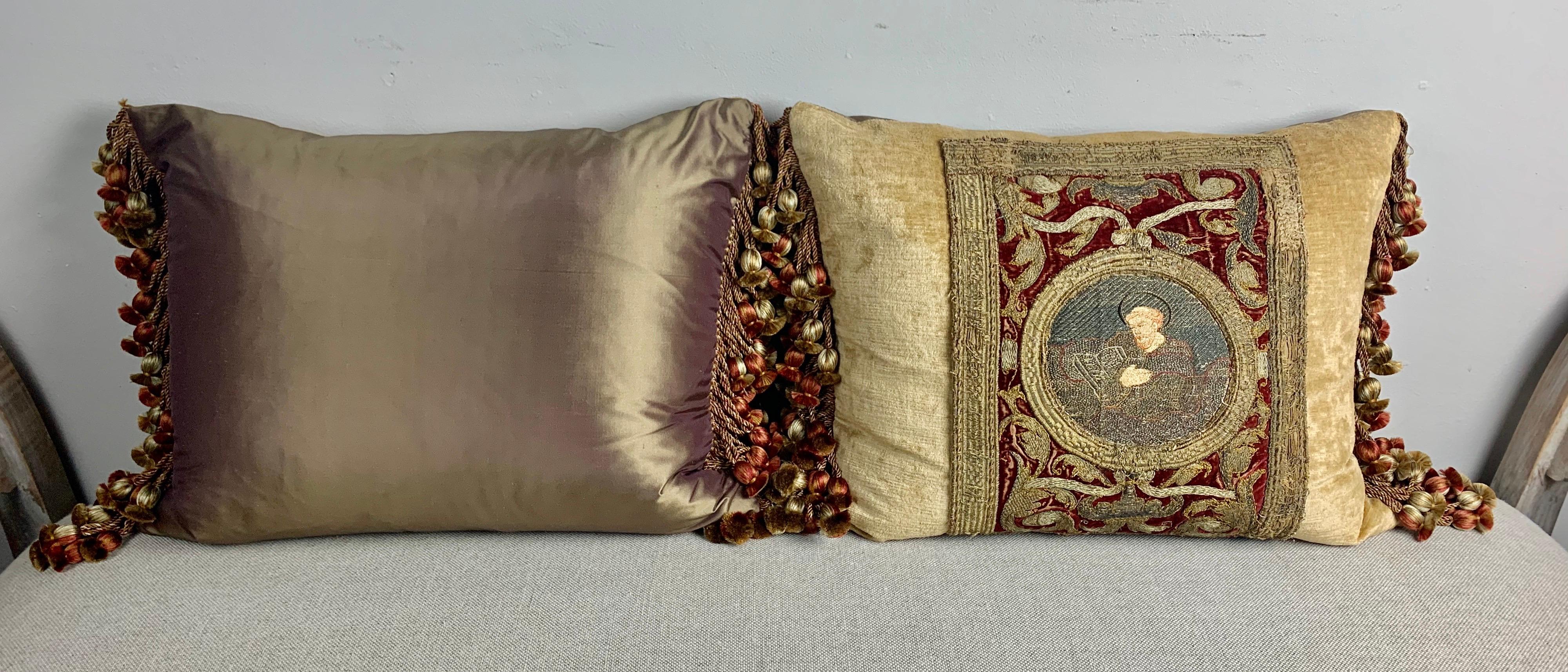 Pair of 18th Century Italian Embroidered Metallic Velvet Pillows 5