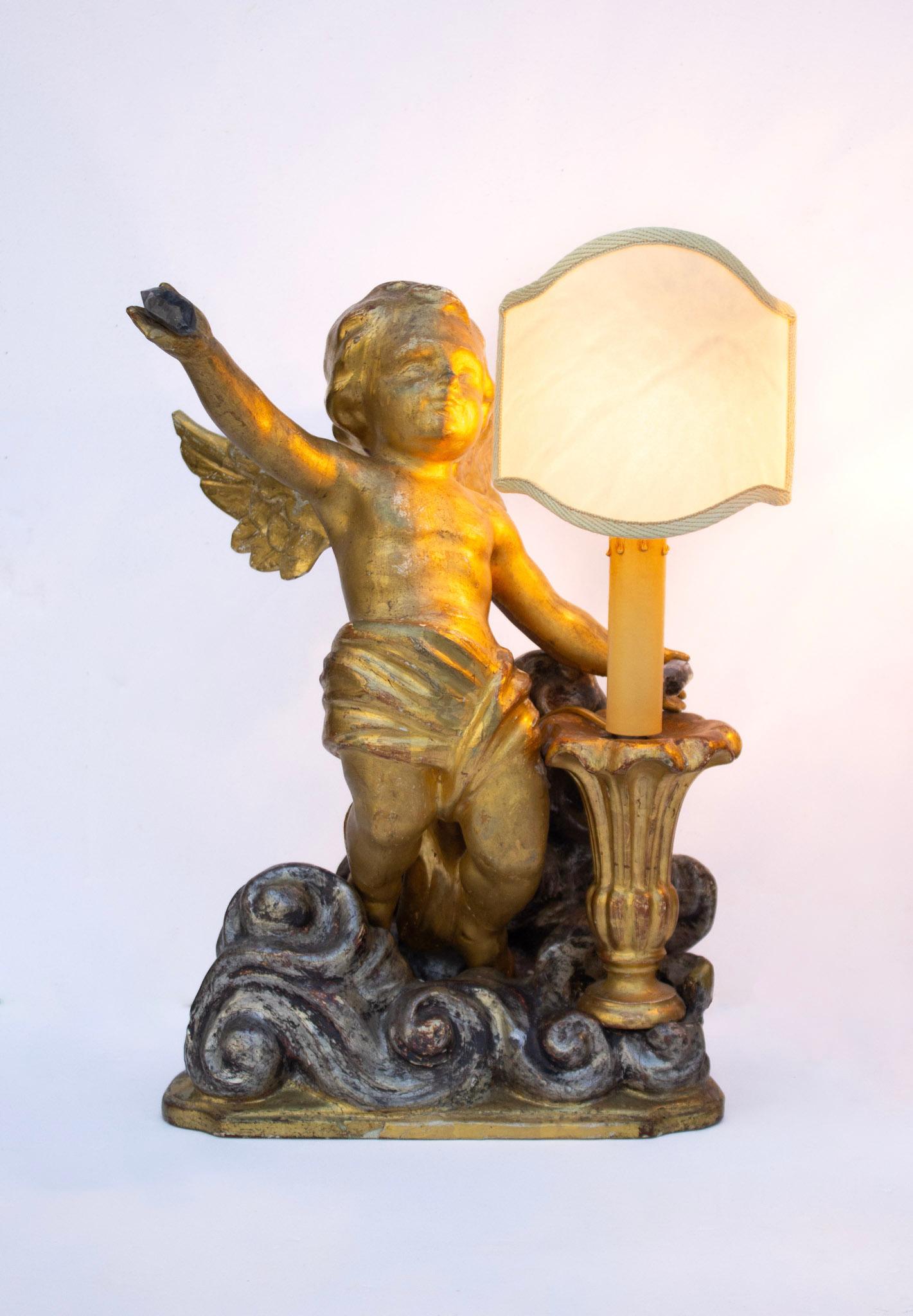 Paire de lampes d'ange italiennes du 18ème siècle, dorées et sculptées à la main sur nuages argentés Bon état - En vente à Dublin, Dalkey