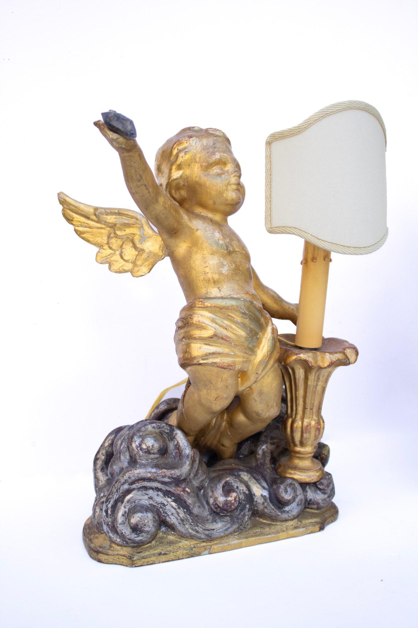 Métal Paire de lampes d'ange italiennes du 18ème siècle, dorées et sculptées à la main sur nuages argentés en vente