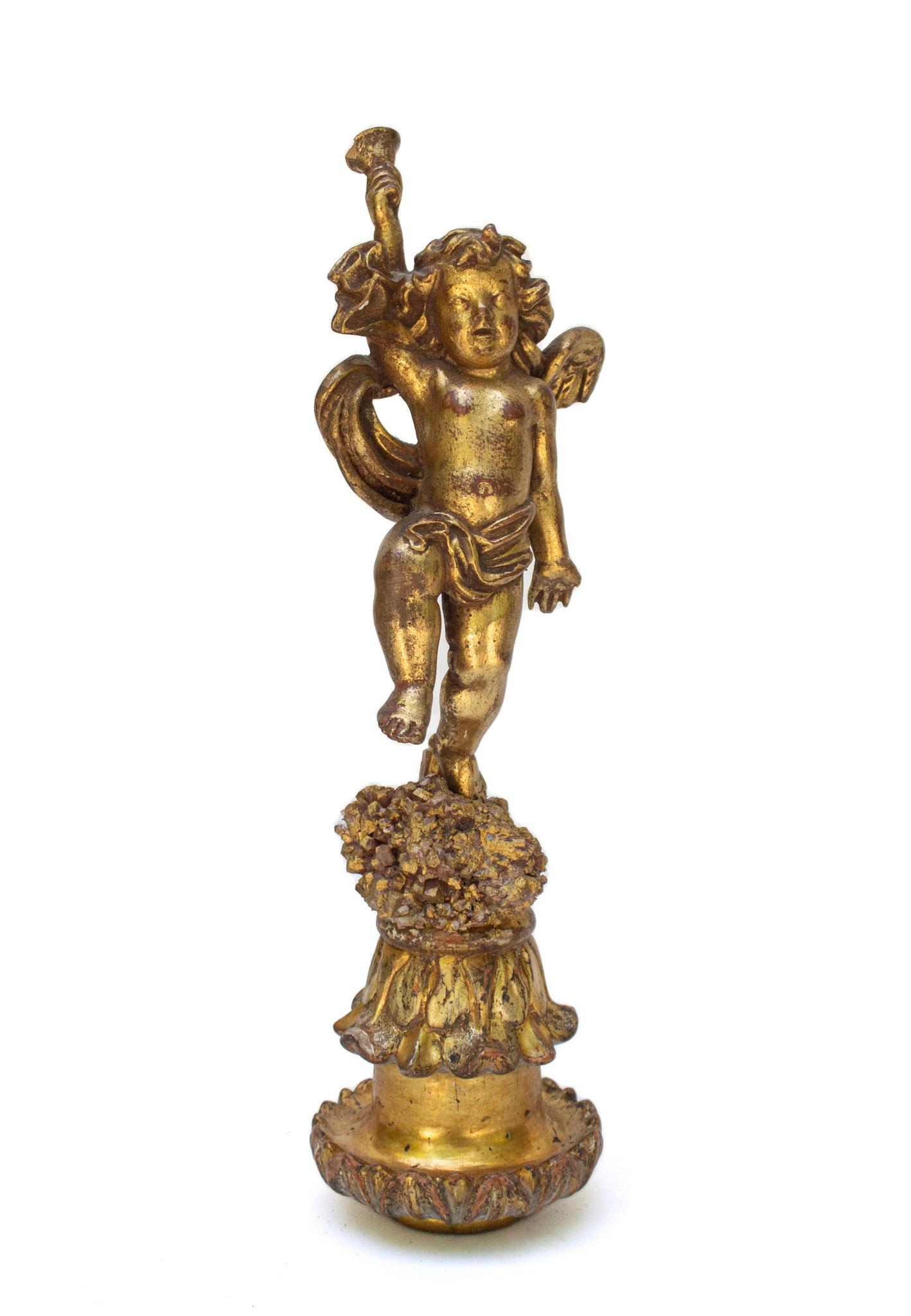 Hand-Carved Pair of 18th Century Italian Gilded Angels on Aragonite Crystal Clusters For Sale