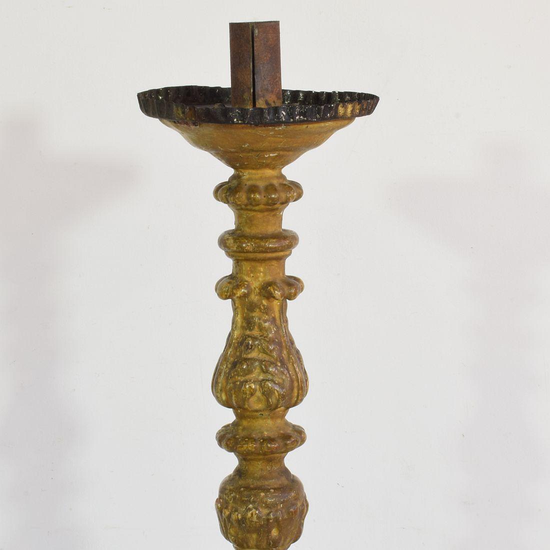 Pair of 18th Century Italian Giltwood Baroque Candlesticks or Candleholders 10