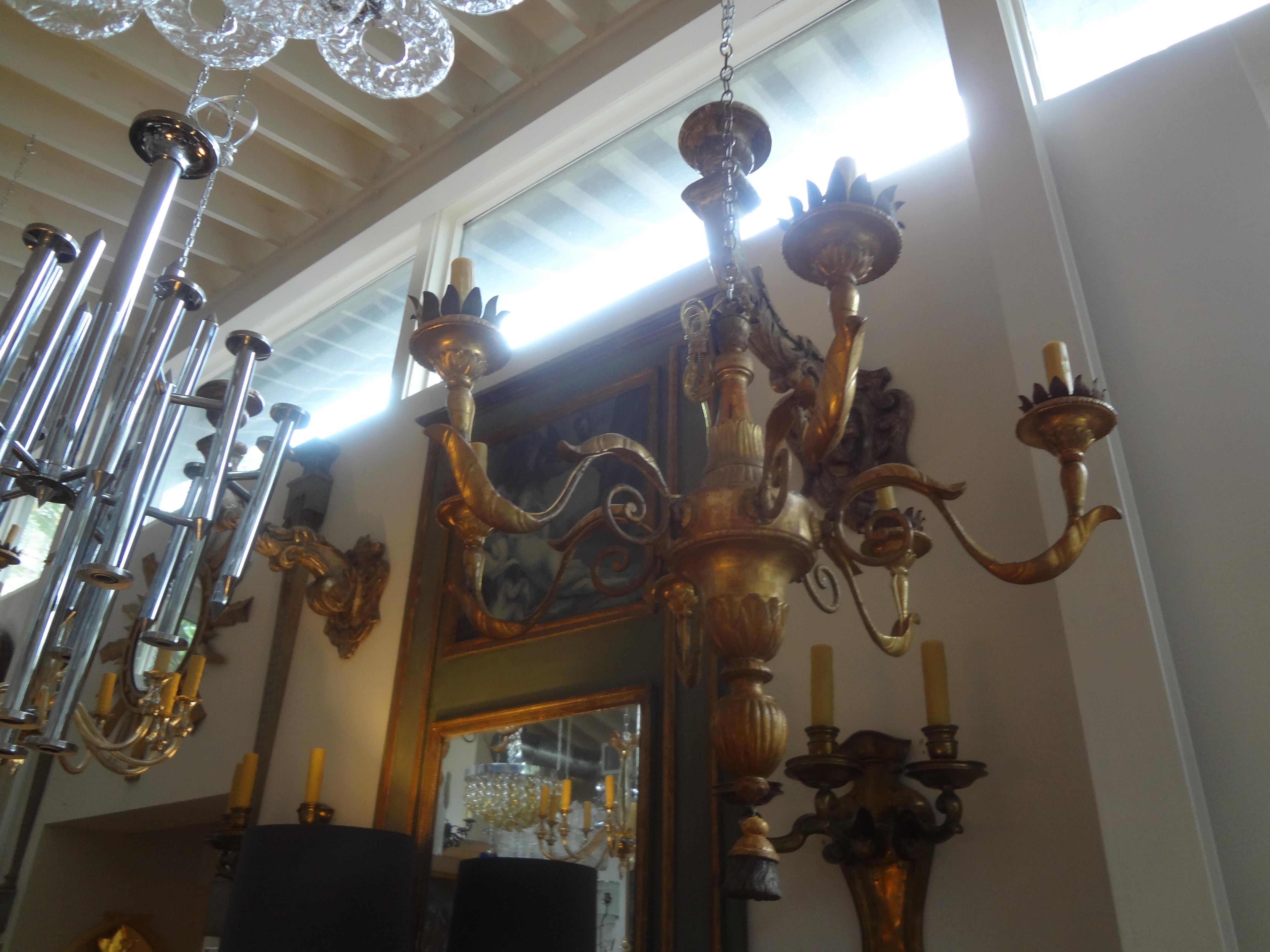 Pair of 18th Century Italian Giltwood Chandeliers from Tuscany 9