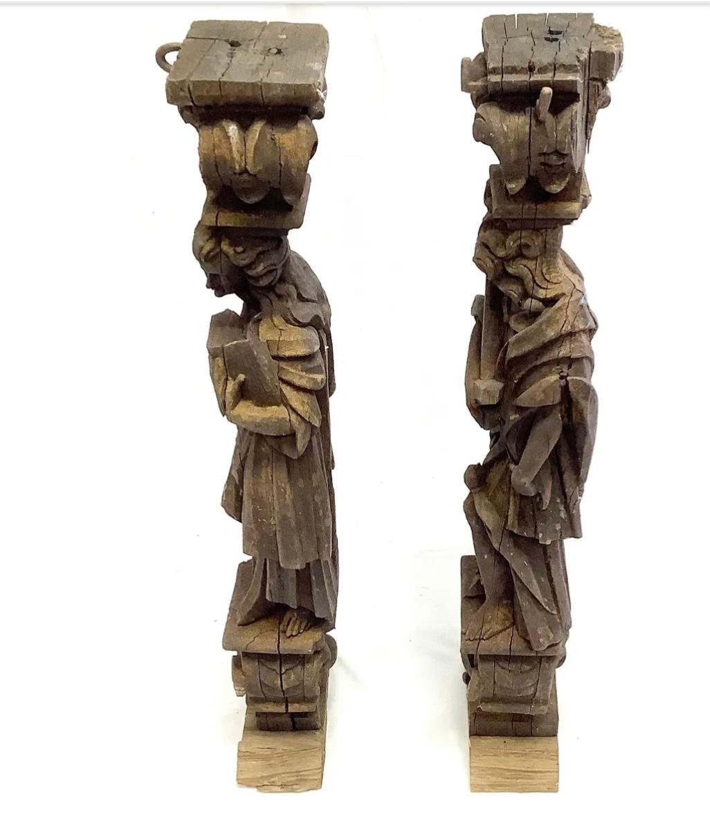 18th Century and Earlier Pair of 18th Century Italian Hand Carved Wooden Architectural Fragment