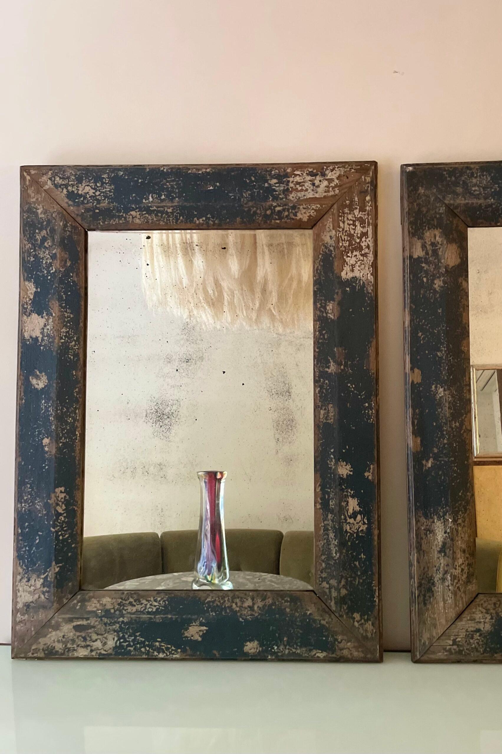 Paire de miroirs italiens du XVIIIe siècle Abîmé - En vente à MADRID, ES