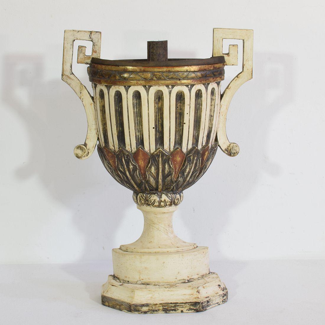 Pair of 18th Century Italian Neoclassical Altar Candleholders For Sale 2